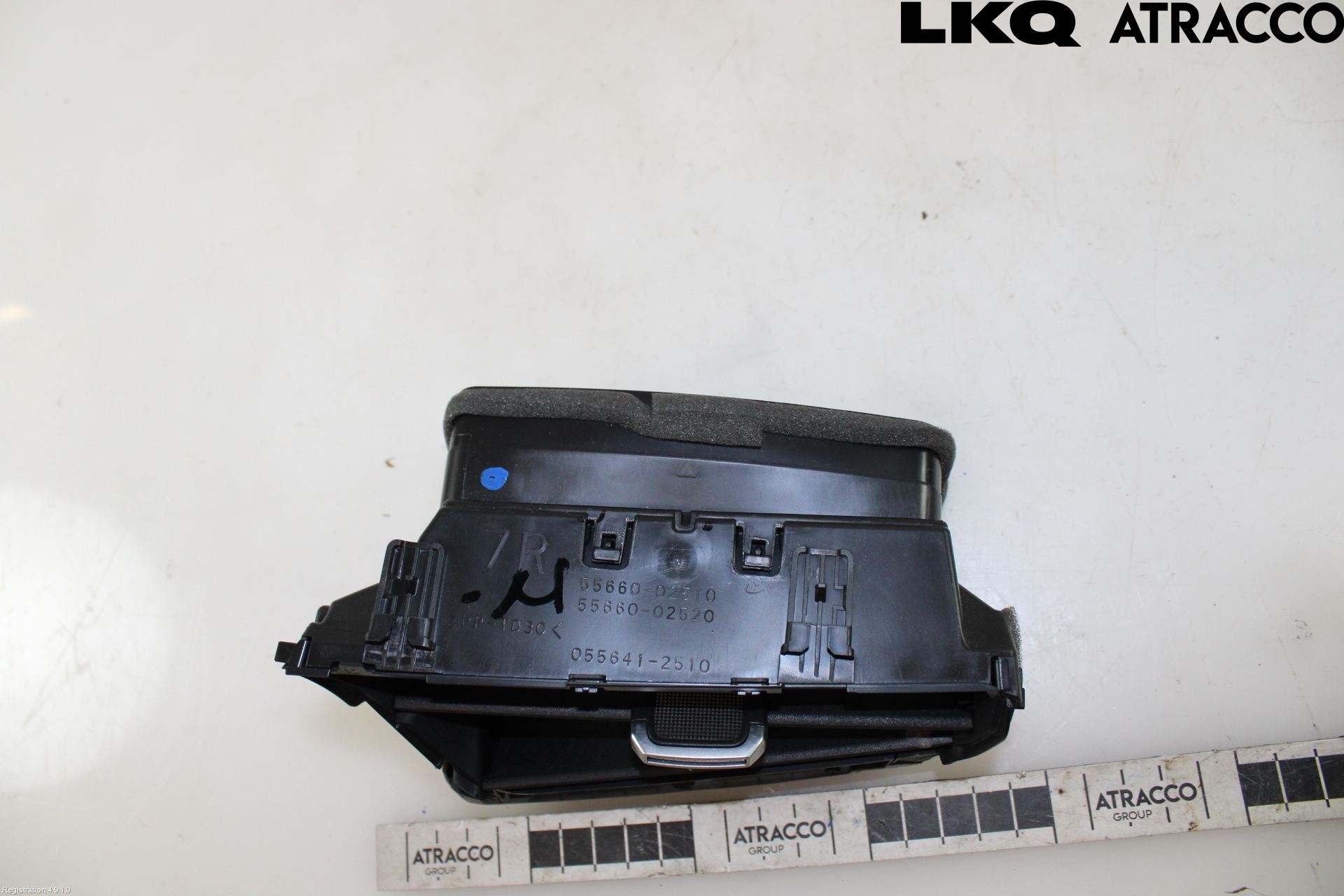 Toyota COROLLA 19- Defrosterkanal-Munstycke