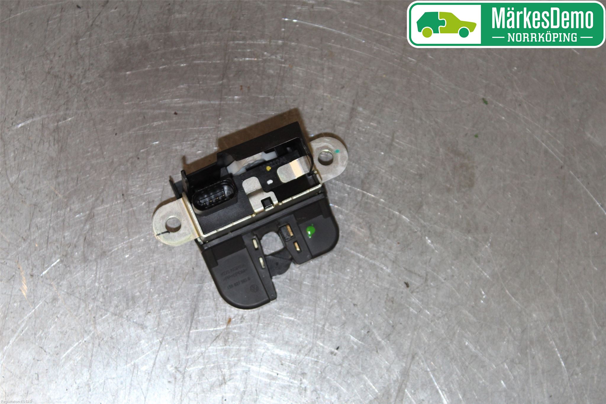 Volkswagen VW UP! / E-UP! Låskista Baklucka