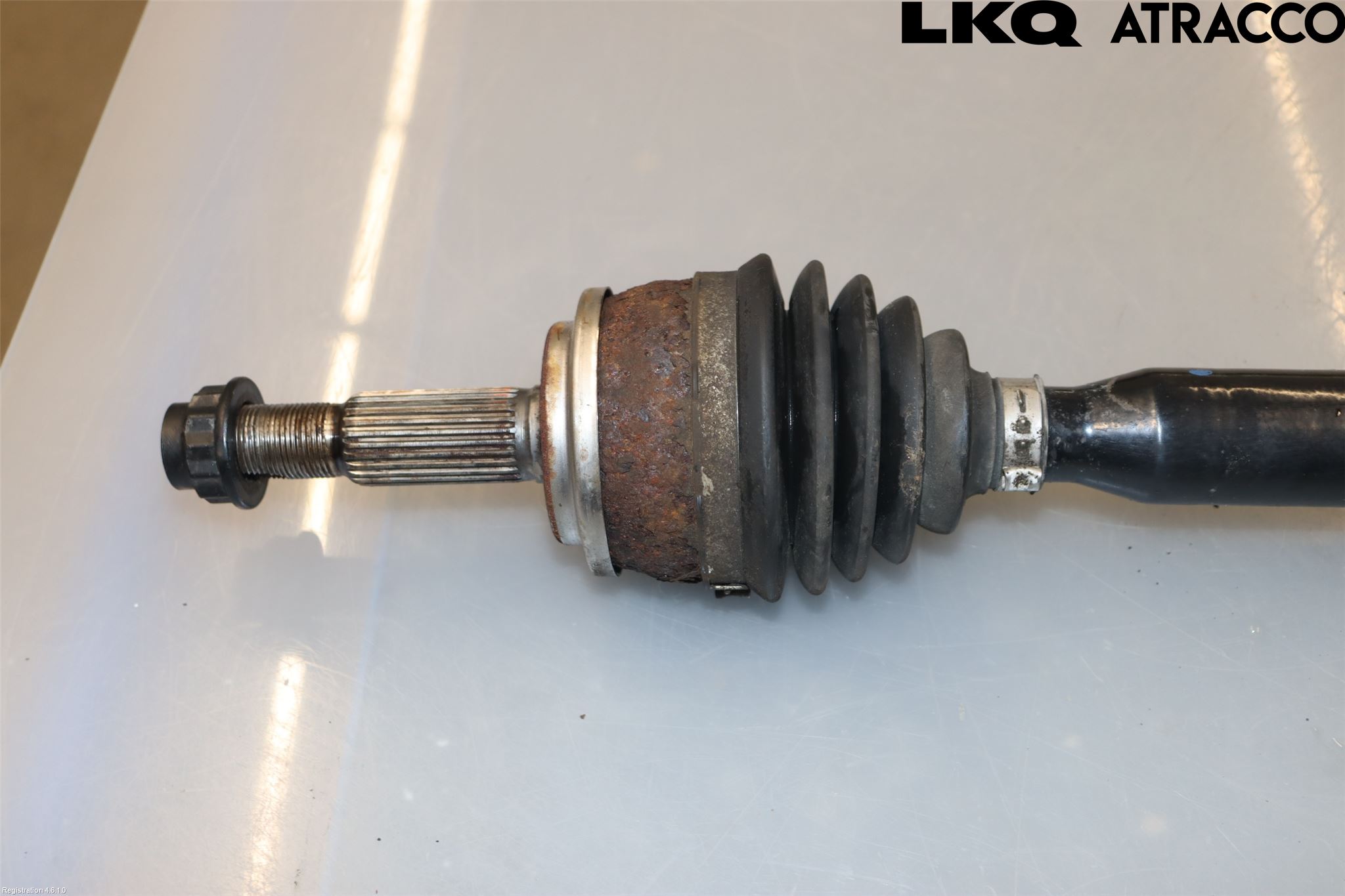 Toyota COROLLA 19- Drivaxel Fram Höger