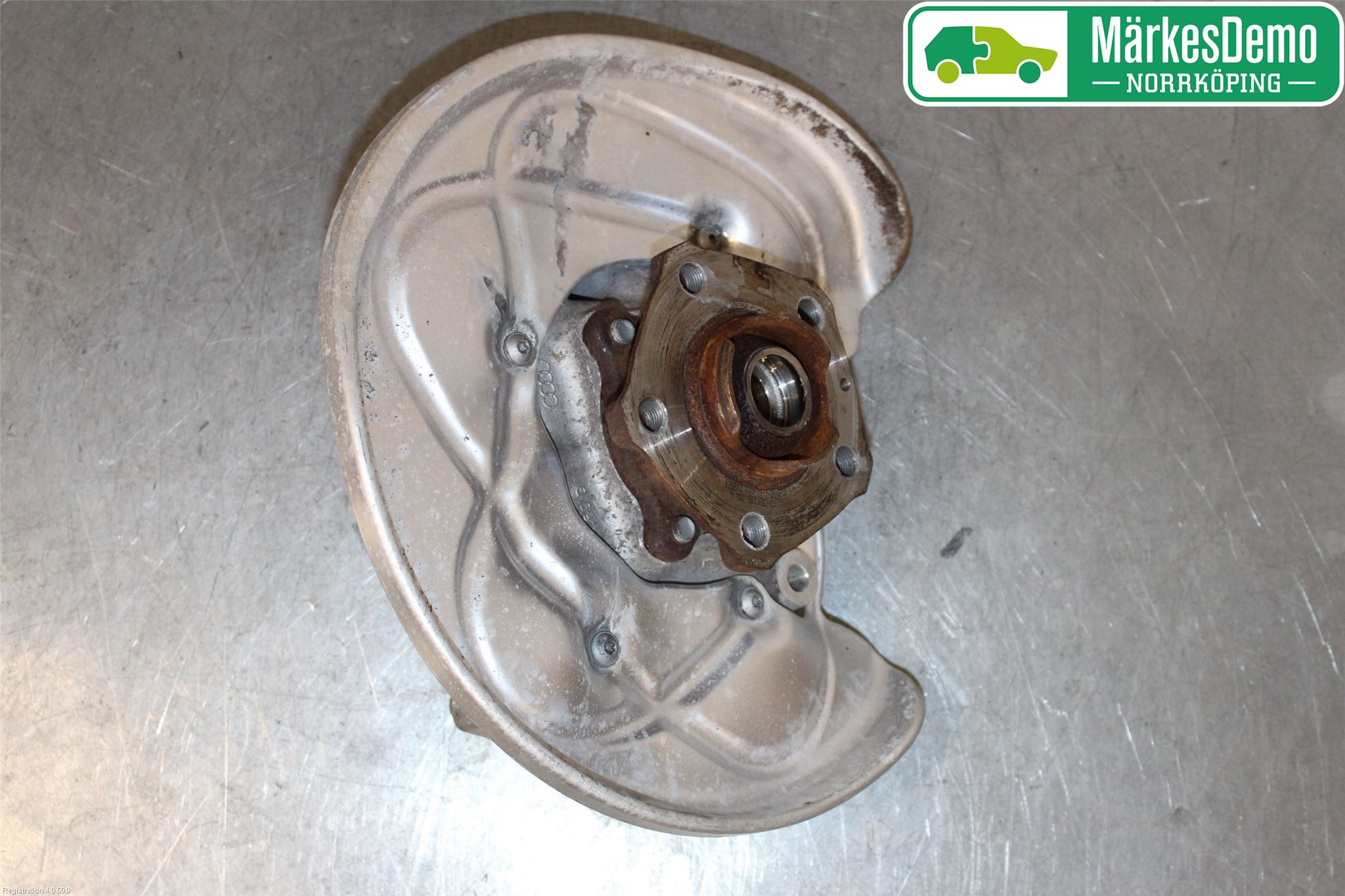 Audi A4/S4 B9 16-19 Hjullagerhus-Spindel Vä B