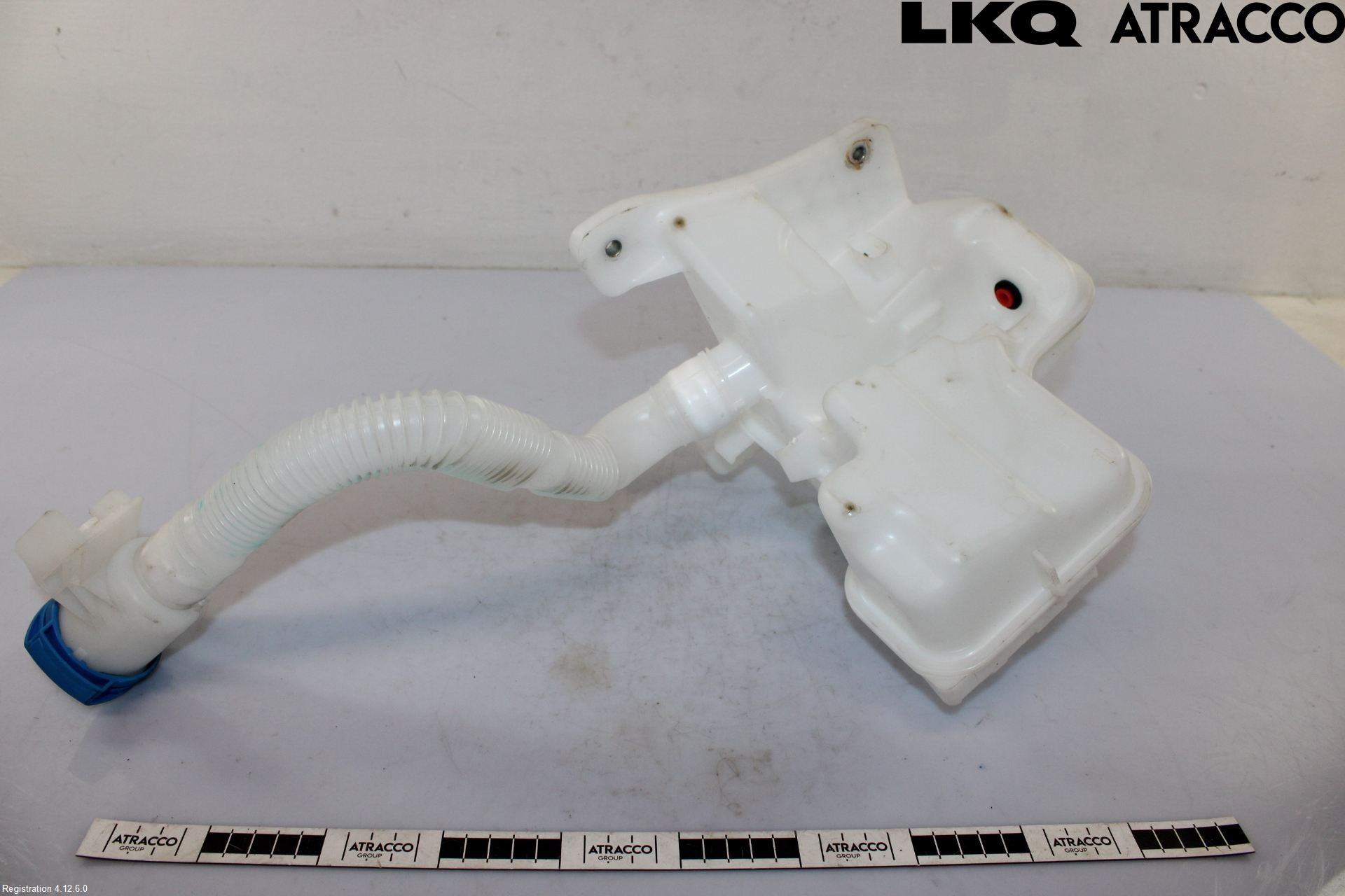 Volkswagen VW TIGUAN 16-24 Spolartank Vindruta