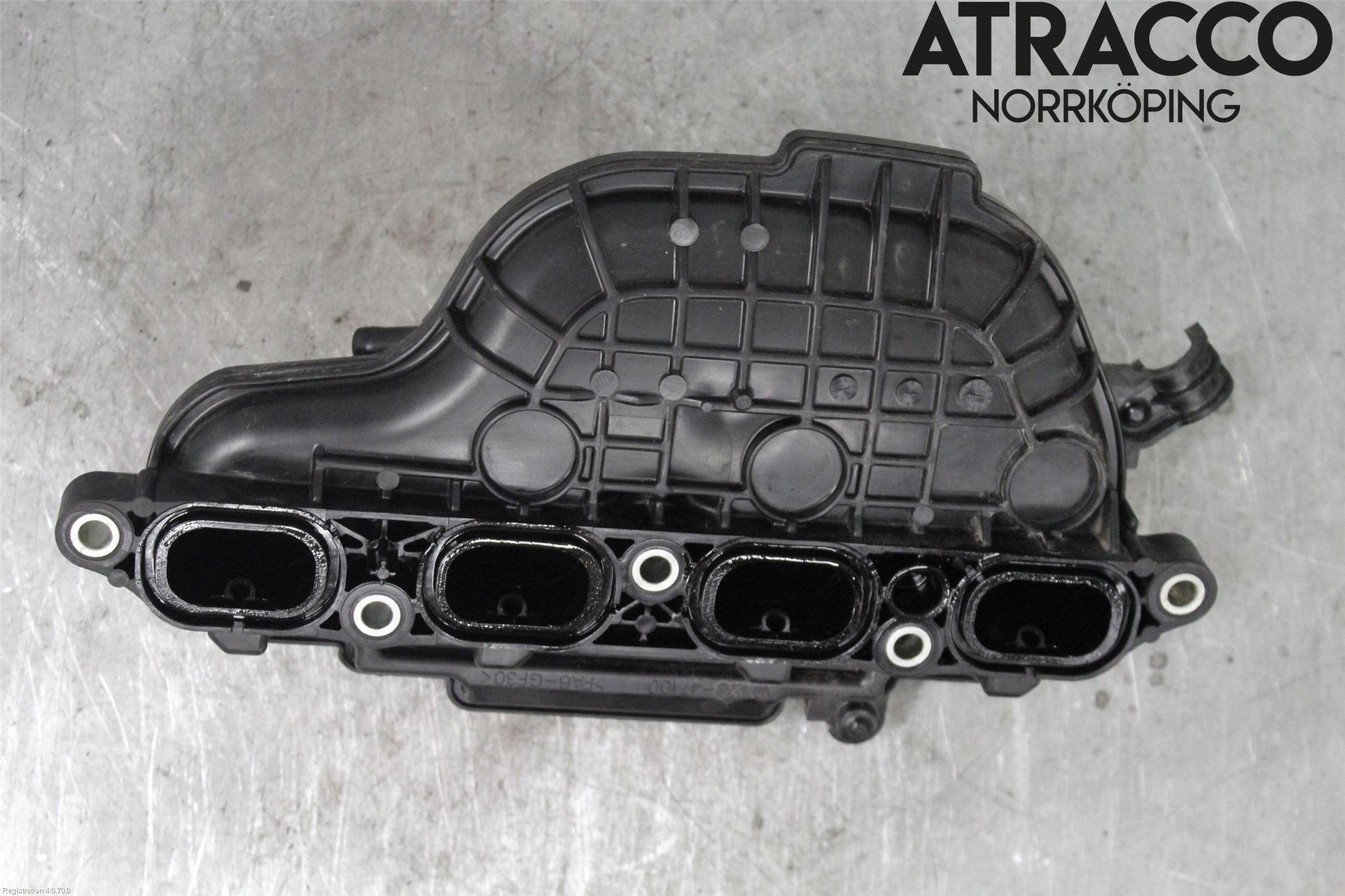 Toyota AURIS 13-19 Grenrör Insug