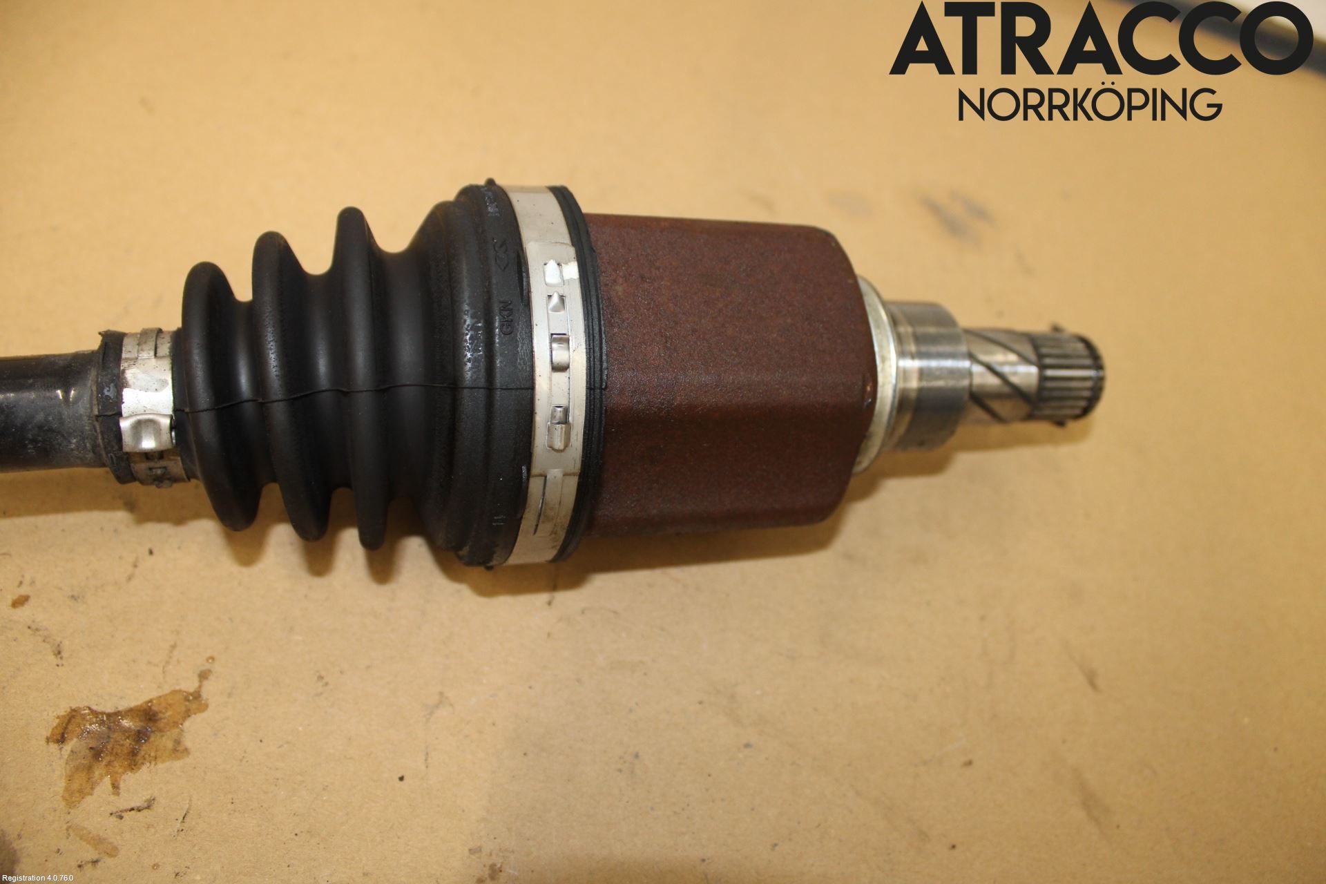 Nissan QASHQAI 14-17 Drivaxel Fram Vänster