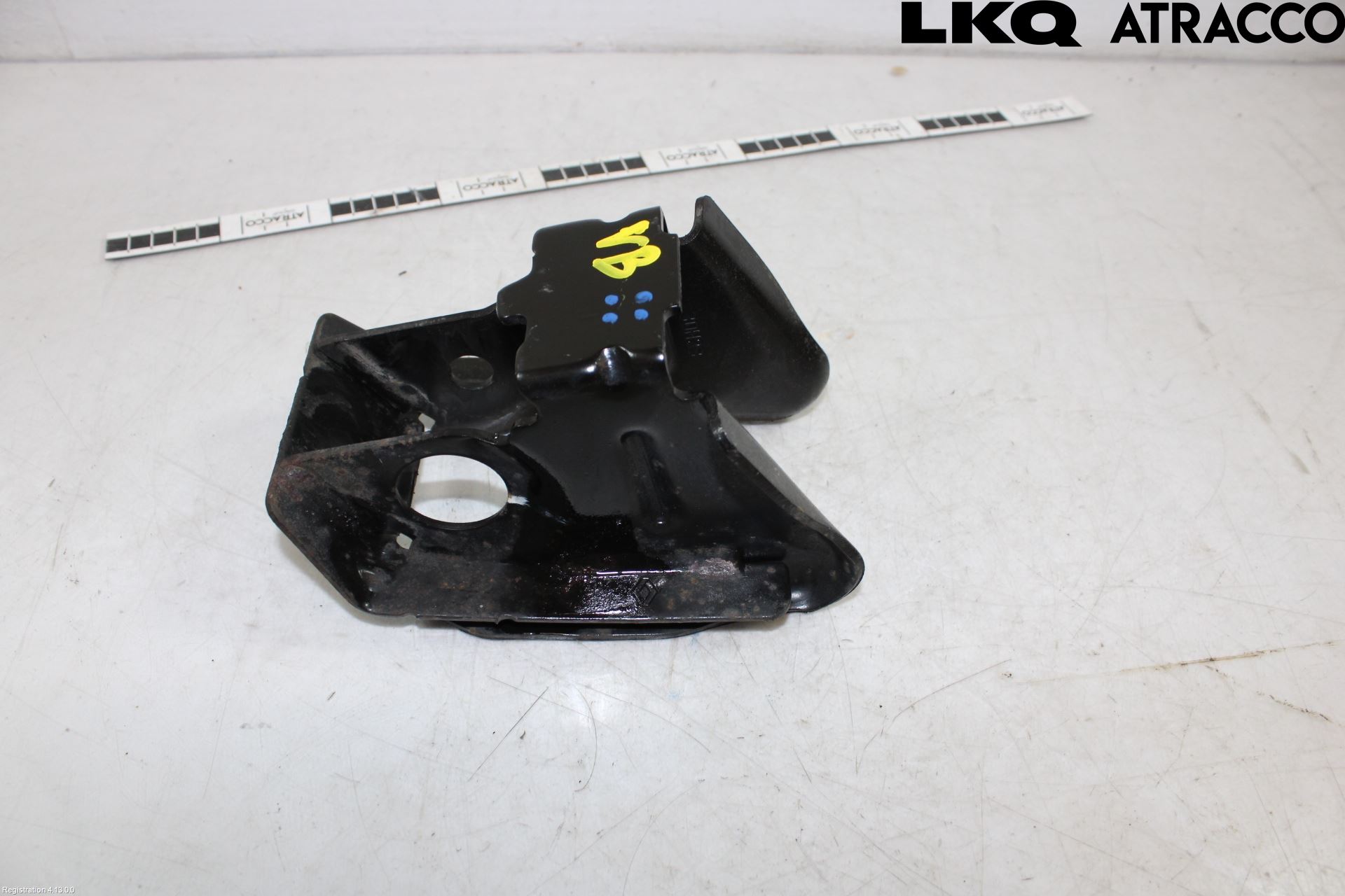 Nissan PRIMASTAR Bakaxel Fäste