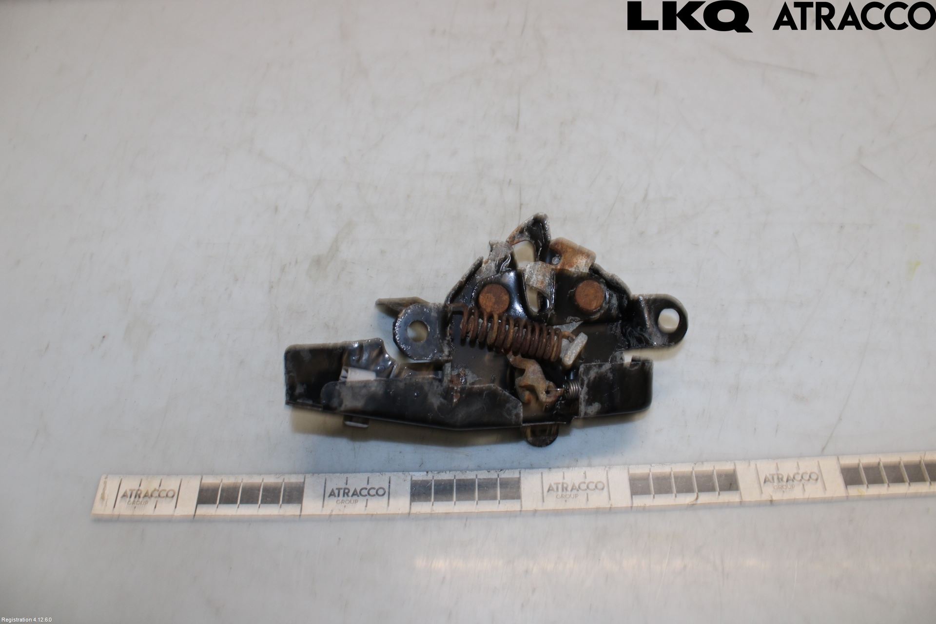 Toyota PRIUS NWH20 04-08 Huvlås