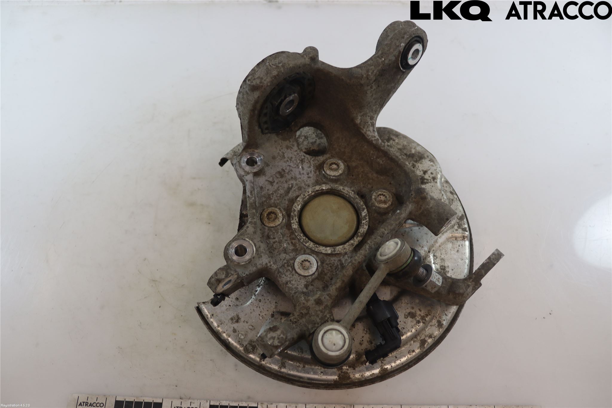 Volvo V60 19- Hjullagerhus-Spindel Hö B