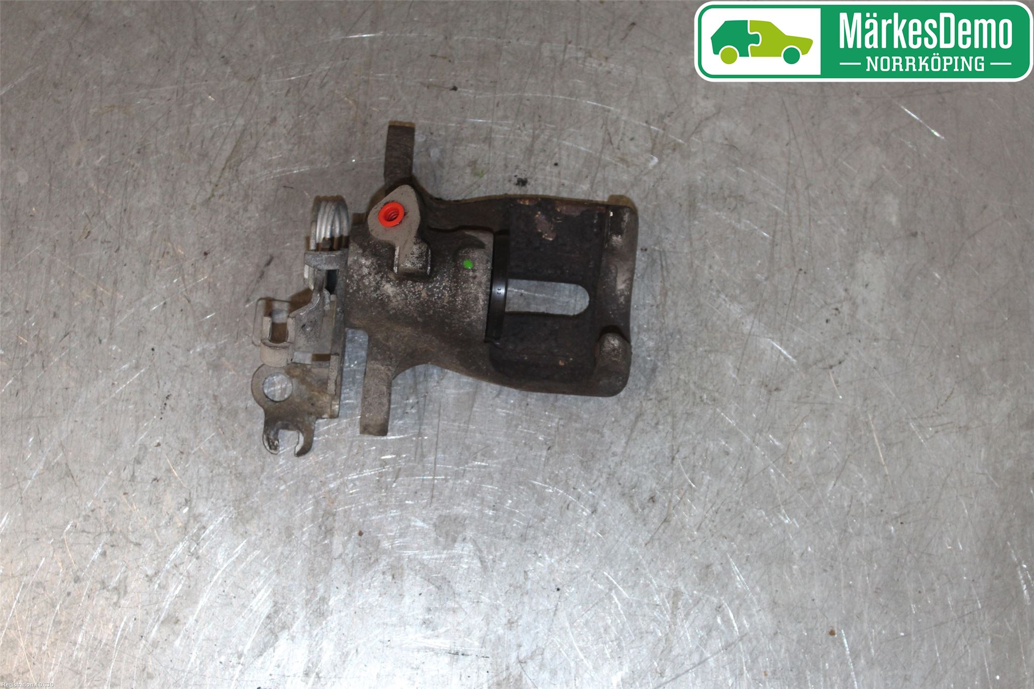 Volkswagen VW CADDY 16-20 Bromsok Bak Höger