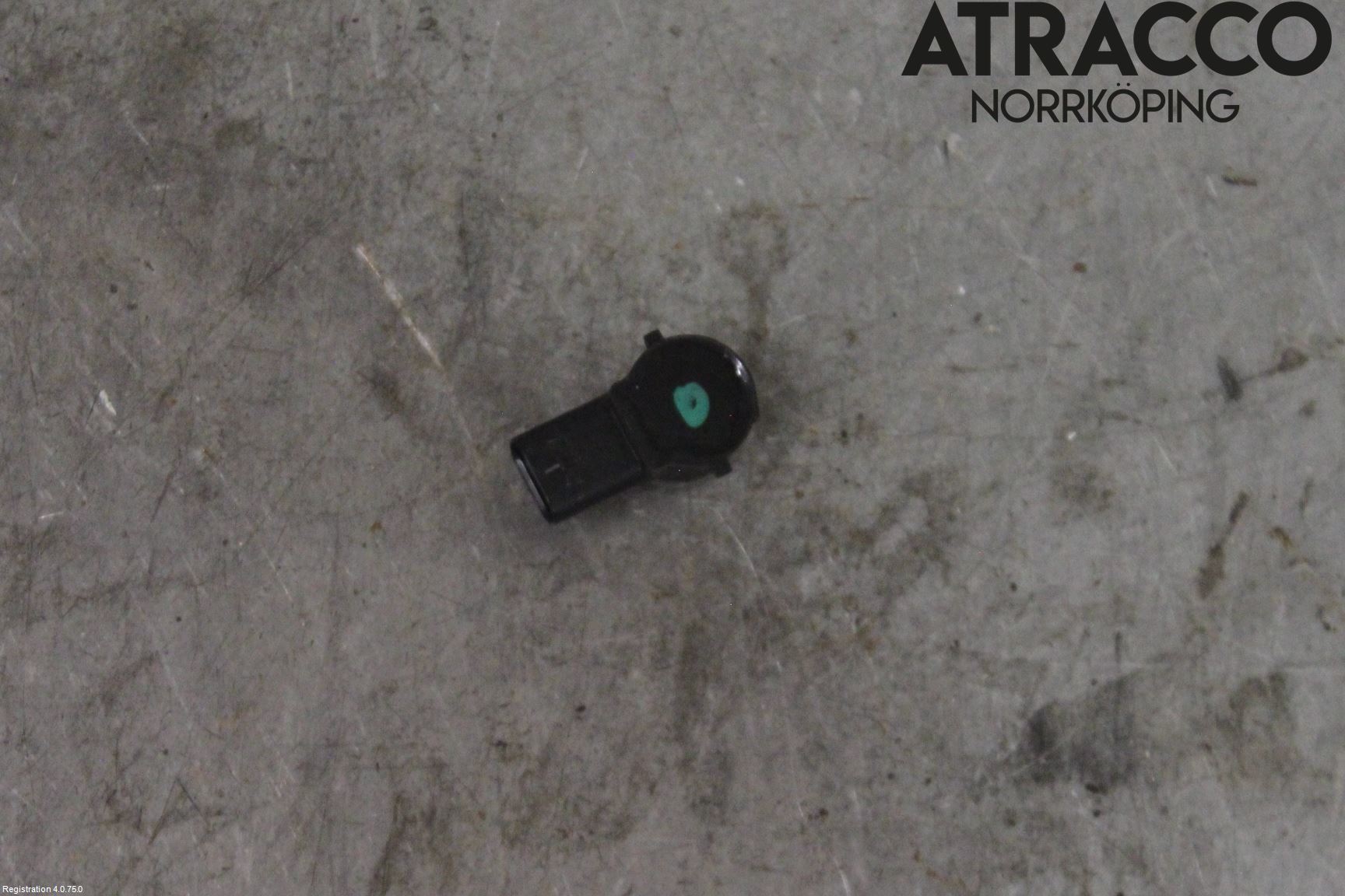 Jaguar E-PACE 17- Parkeringshjälp Frontsensor