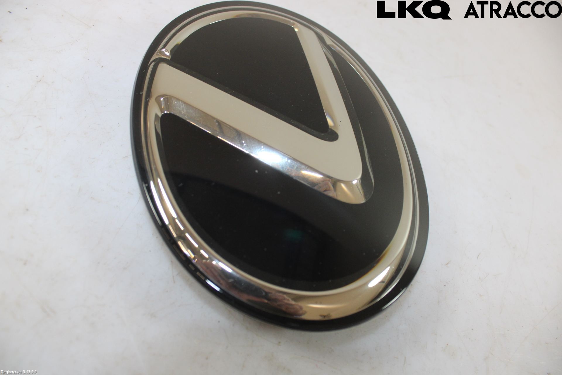Lexus NX 340h/450h+ 21- Emblem