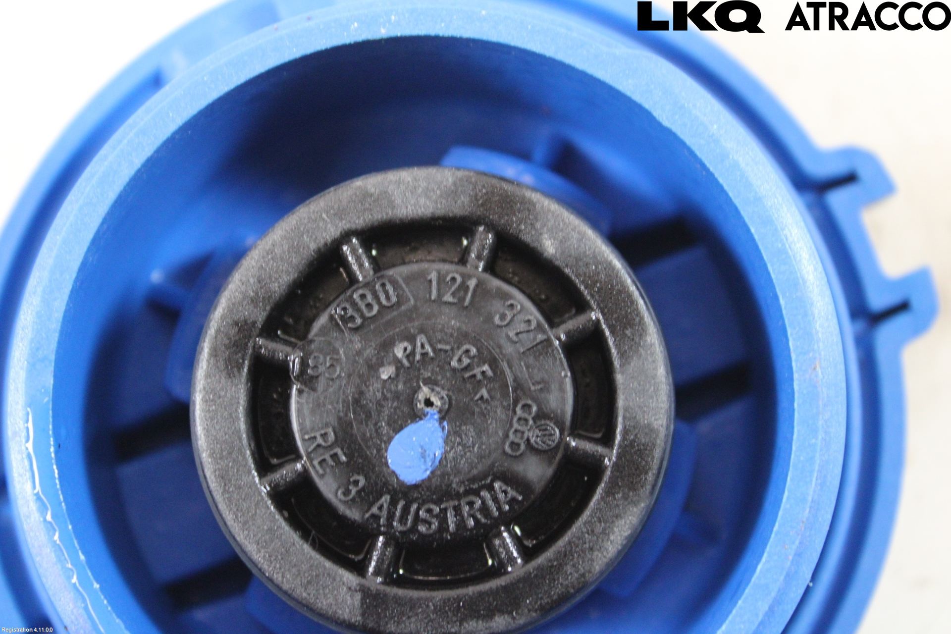 Volkswagen VW GOLF V 04-09 Expansionstank Lock