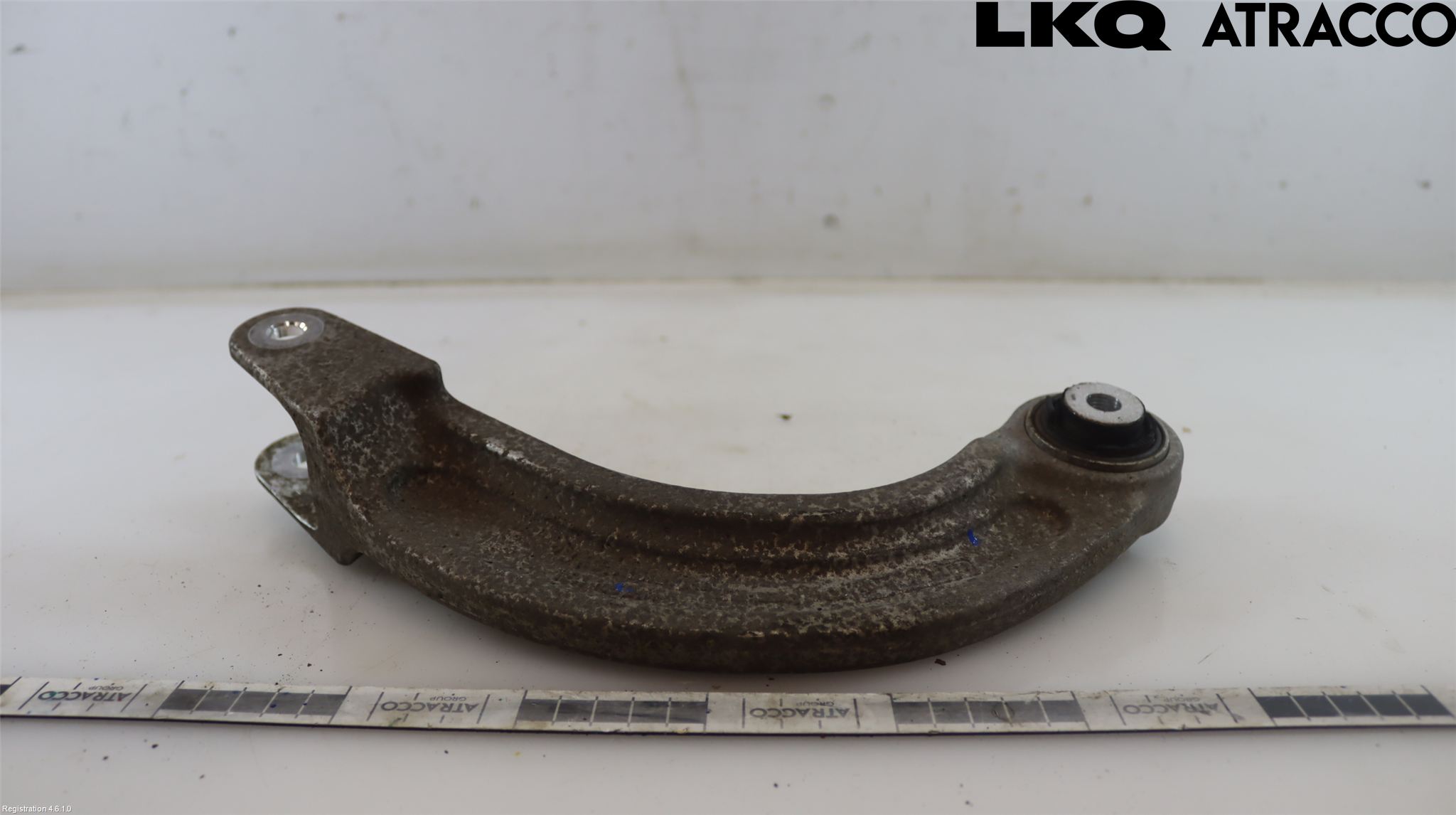 Volkswagen VW ID.4 21- Bärarm Bak Övre Höger