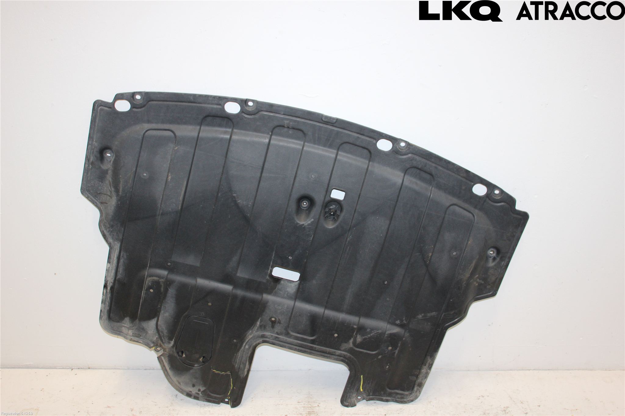Kia CARENS III 13-19 Hasplåt Plåt-Plast