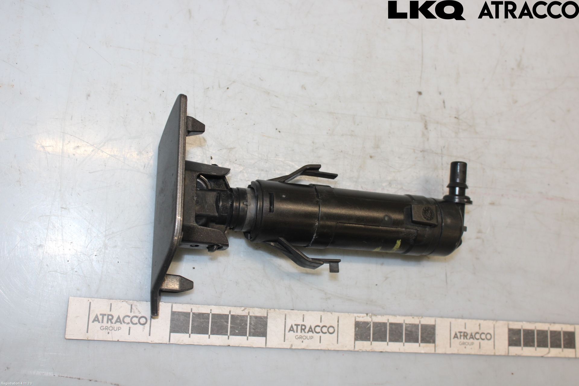 Volkswagen VW TOURAN 10-15 Spolarmunstycke Strålkastare