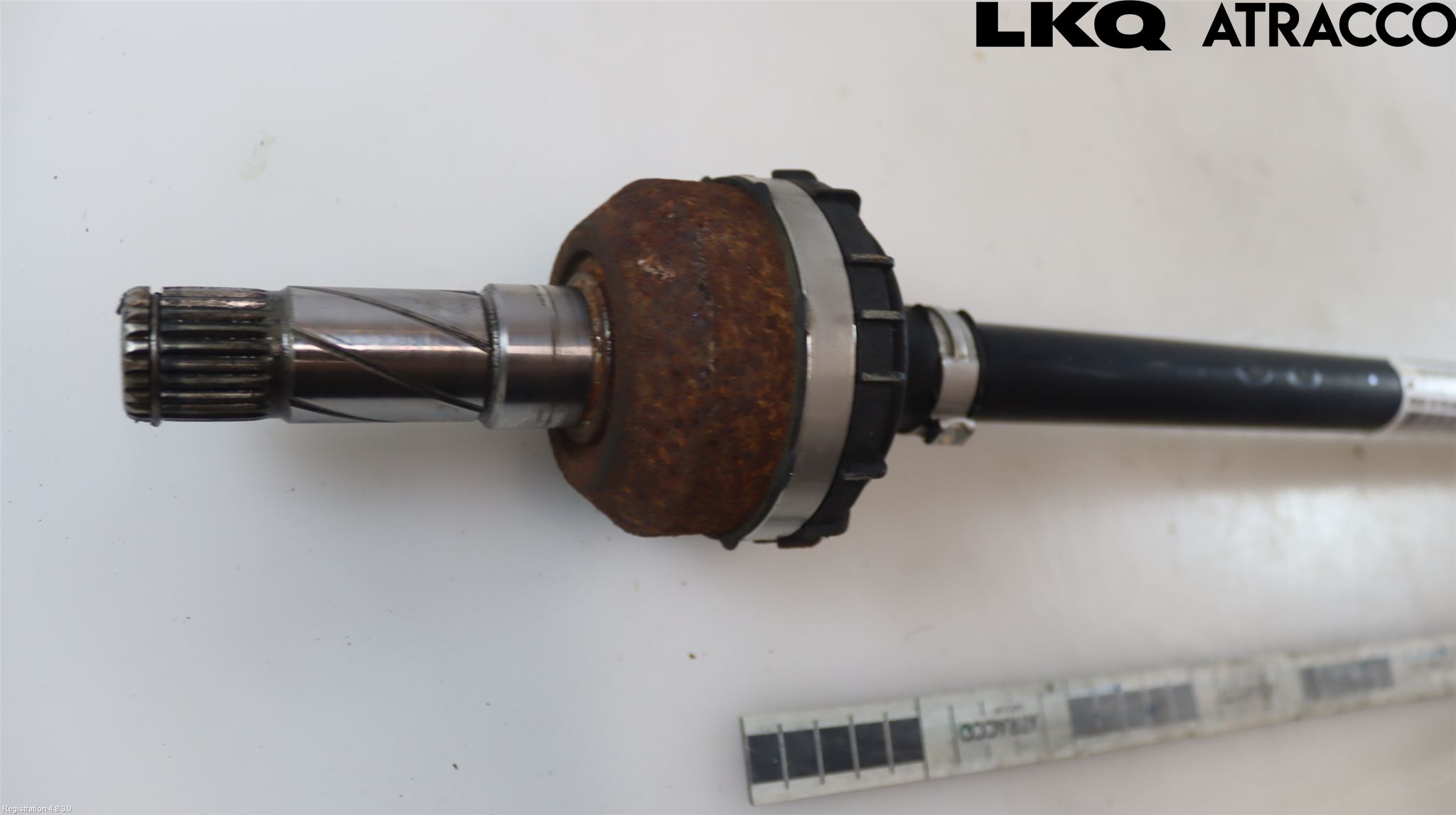 Volvo XC40/RECHARGE 18- Drivaxel Bak Höger