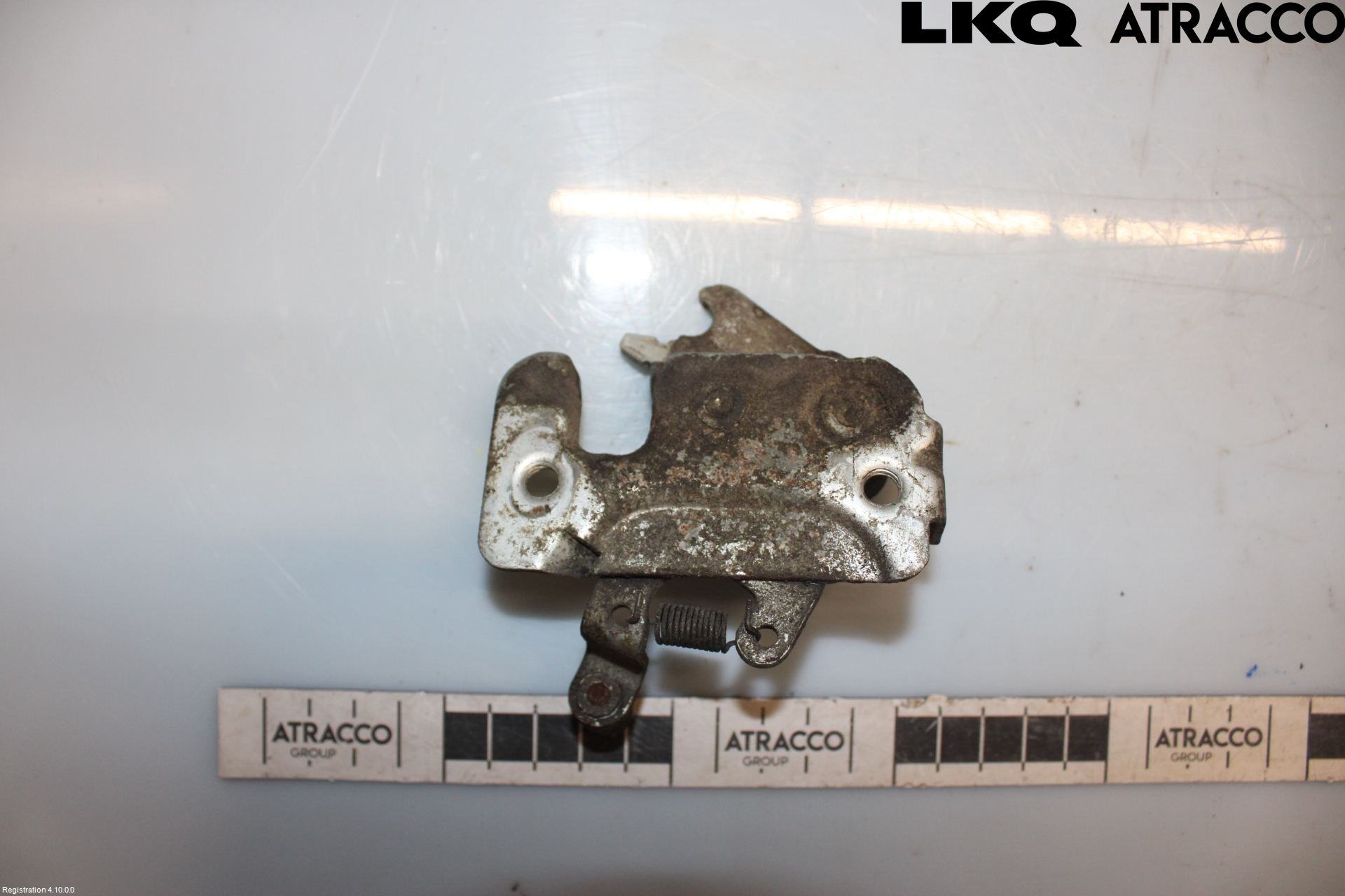 Volkswagen VW K70 Huvlås