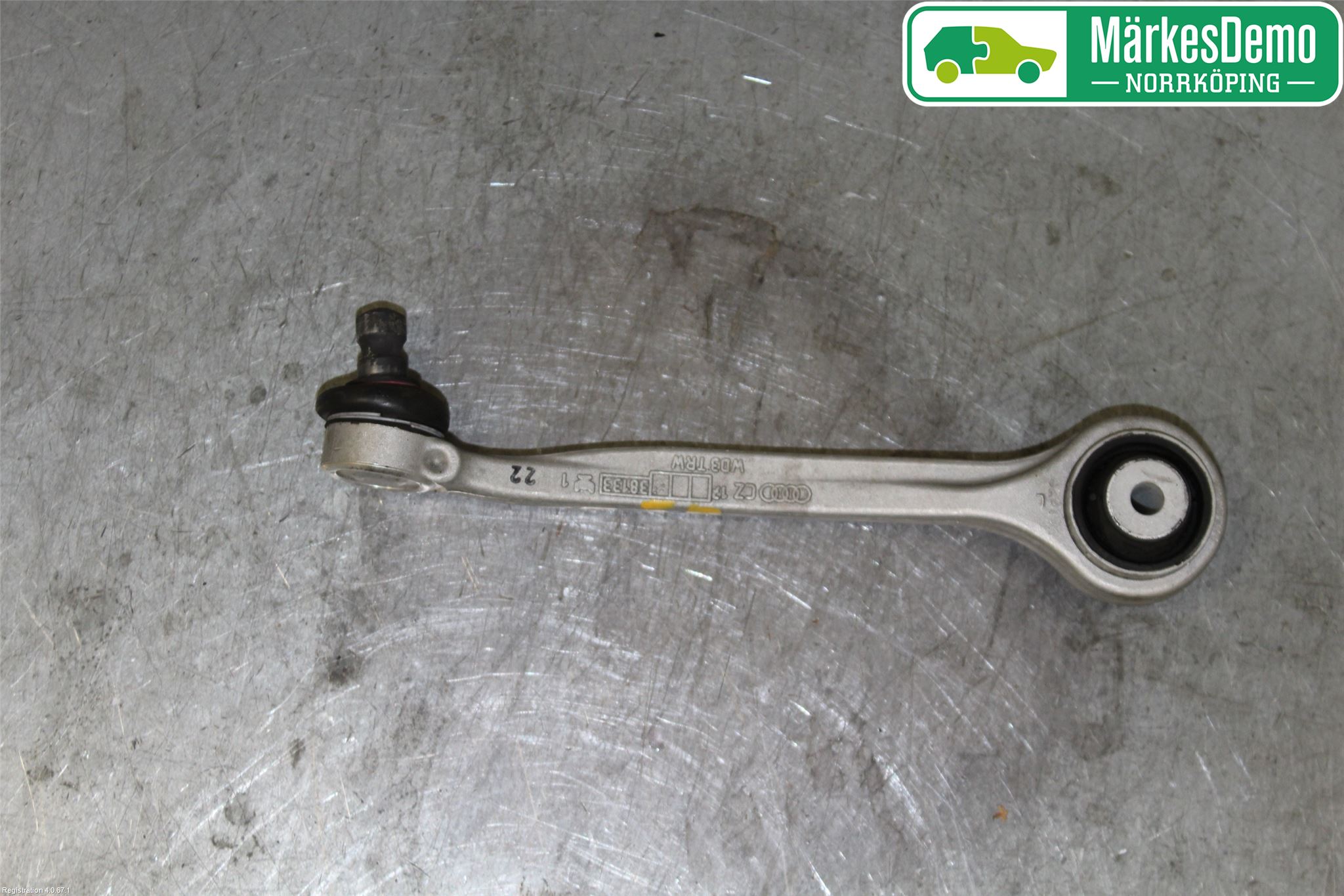 Audi A4/S4 B9 20- Bärarm Fram Övre Hö