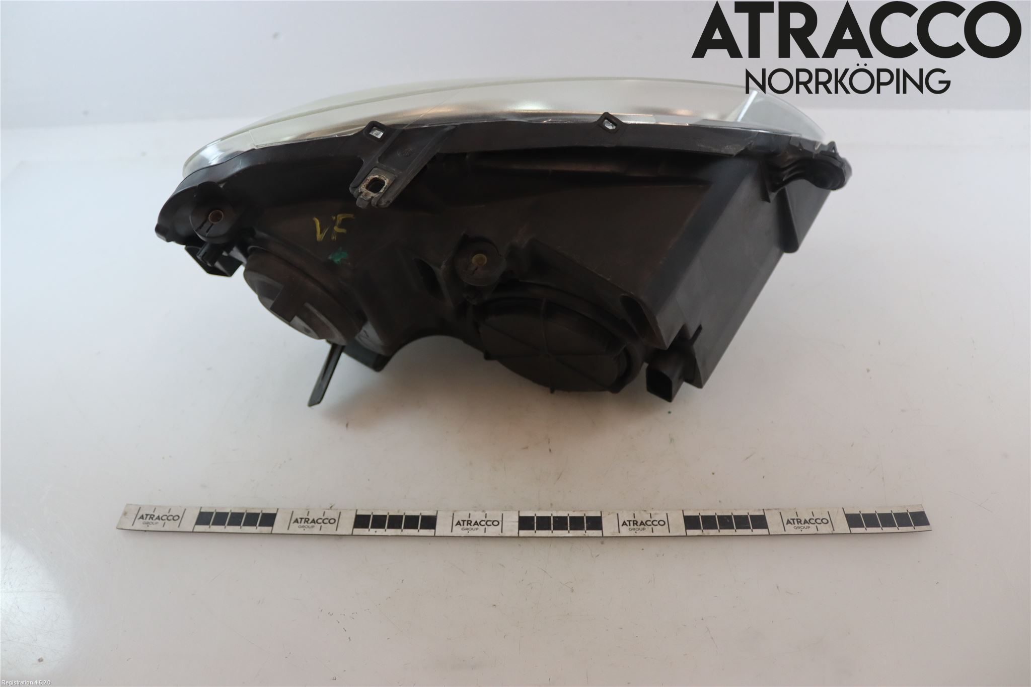Volkswagen VW POLO 05-09 Strålkastare Vänster