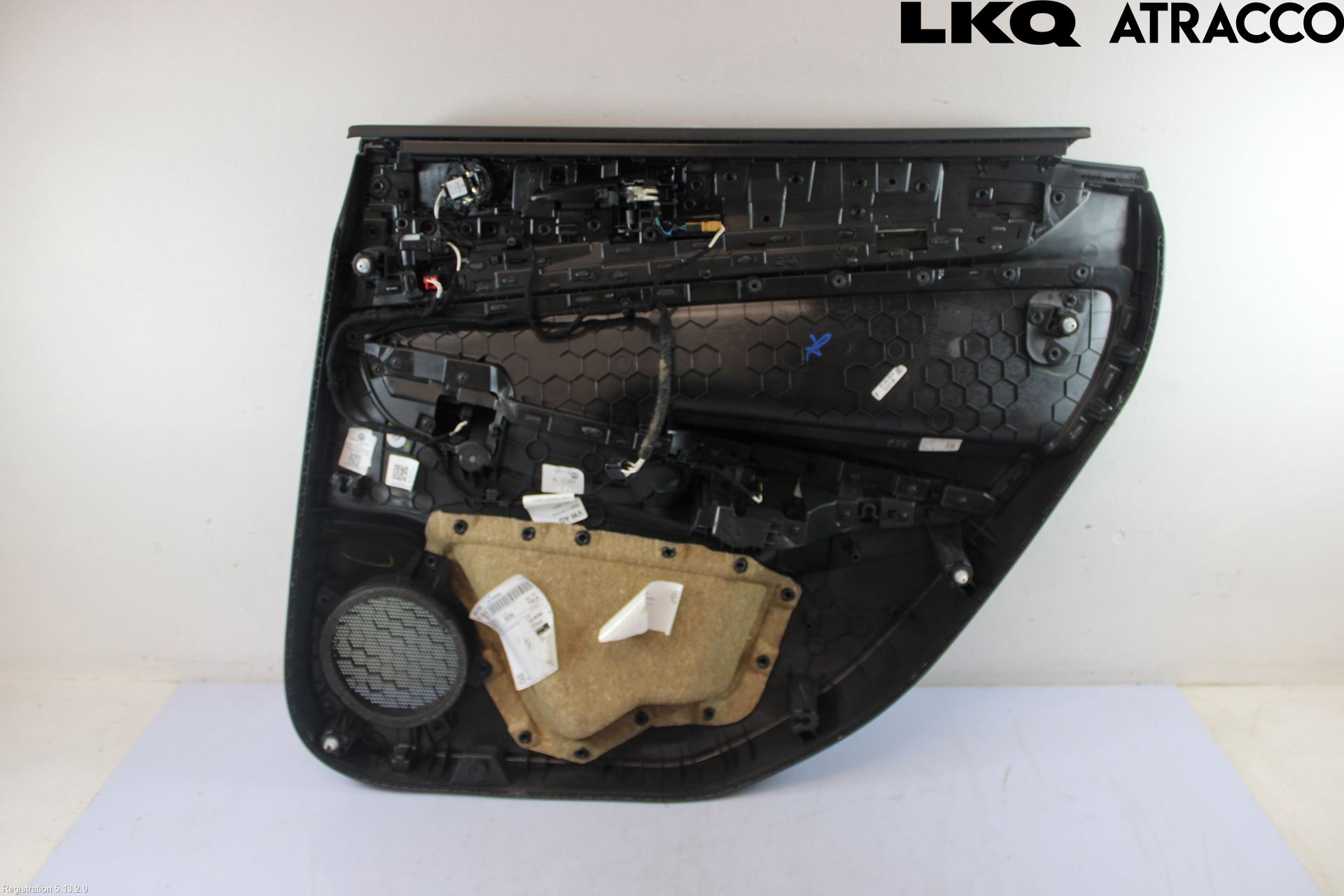 Volkswagen VW ID.7/TOURER 24- Dörrklädsel Vä