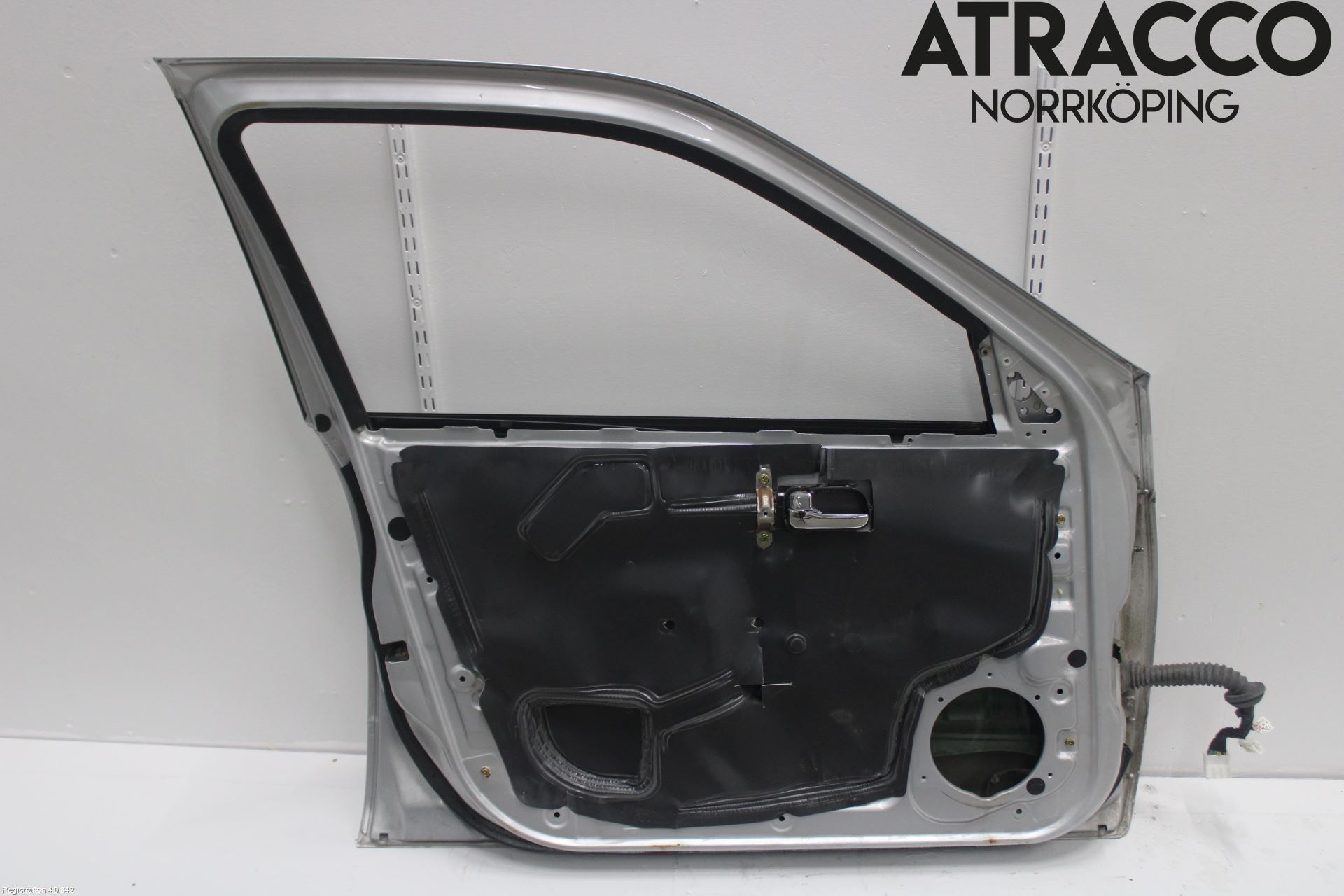 Nissan PRIMERA   00-01 Dörr Fram Vänster