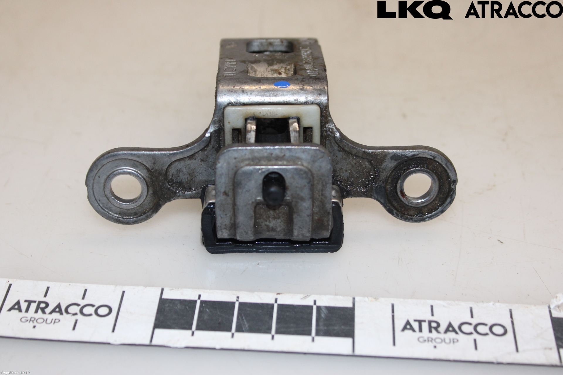 Volkswagen VW AMAROK 2H 10-22 Låskista Baklucka