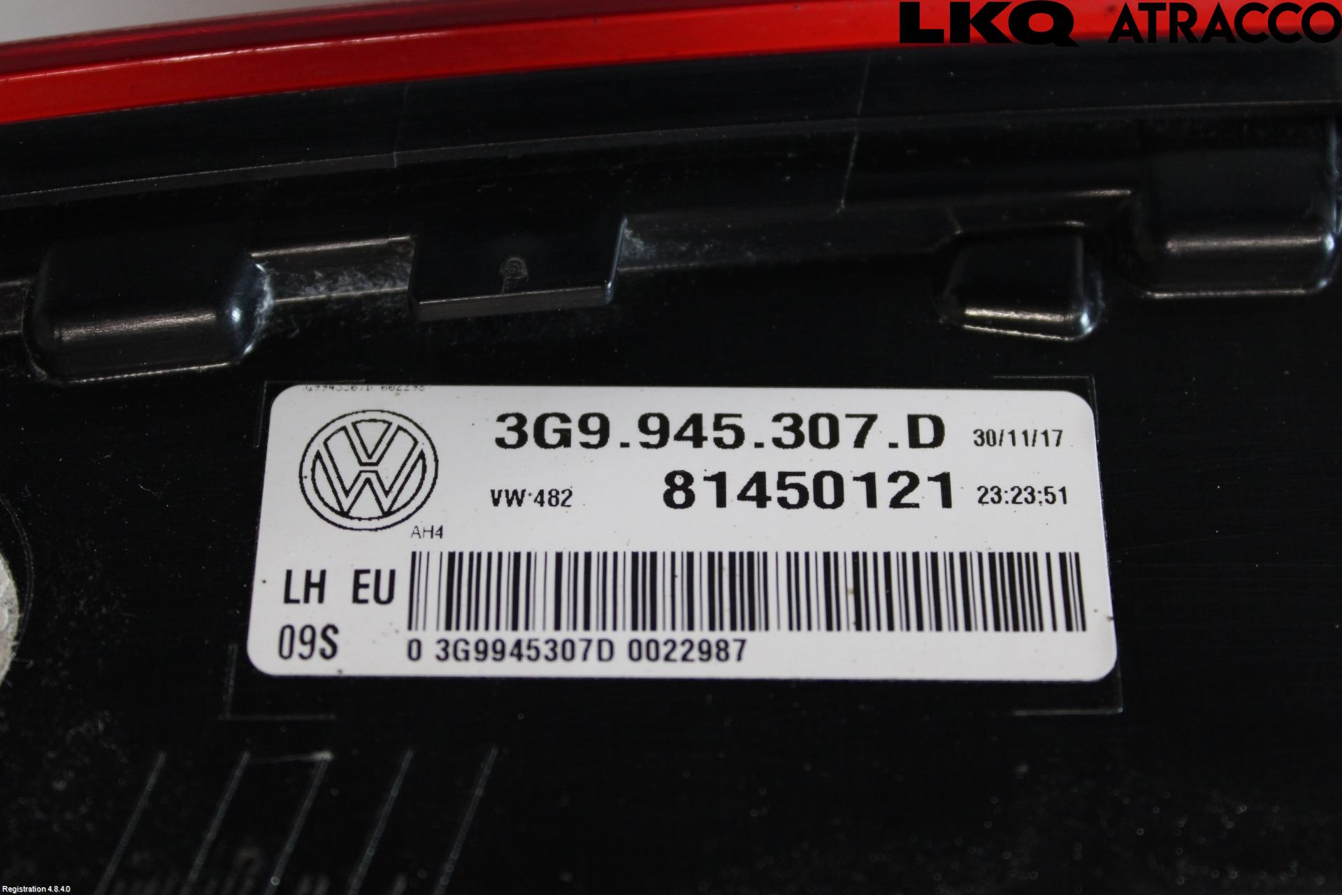 Volkswagen VW PASSAT 15-19 Bakljus Lucka Vä