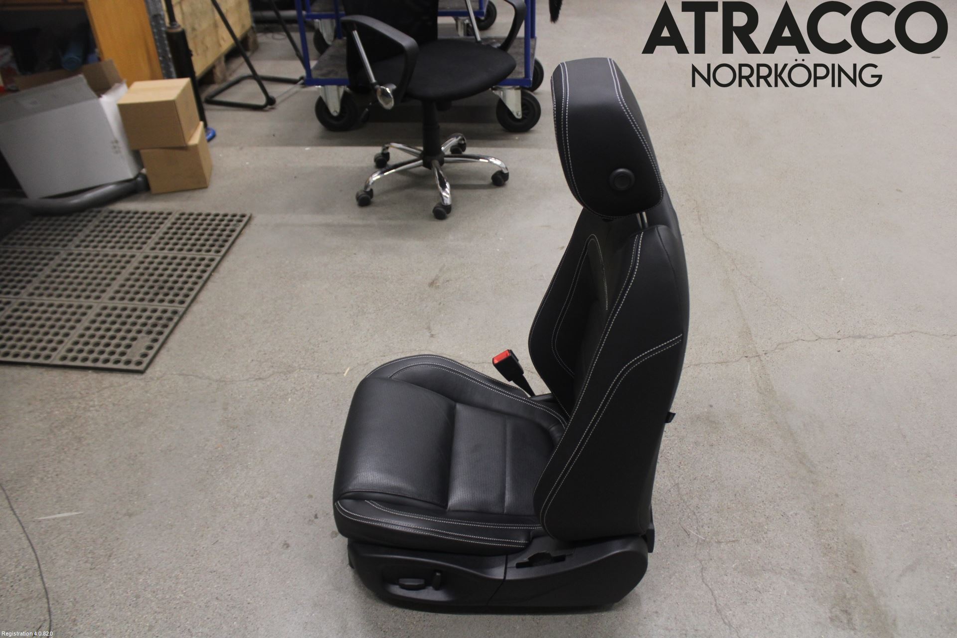 Jaguar I-PACE 18- Inredning Stol Fram Vä