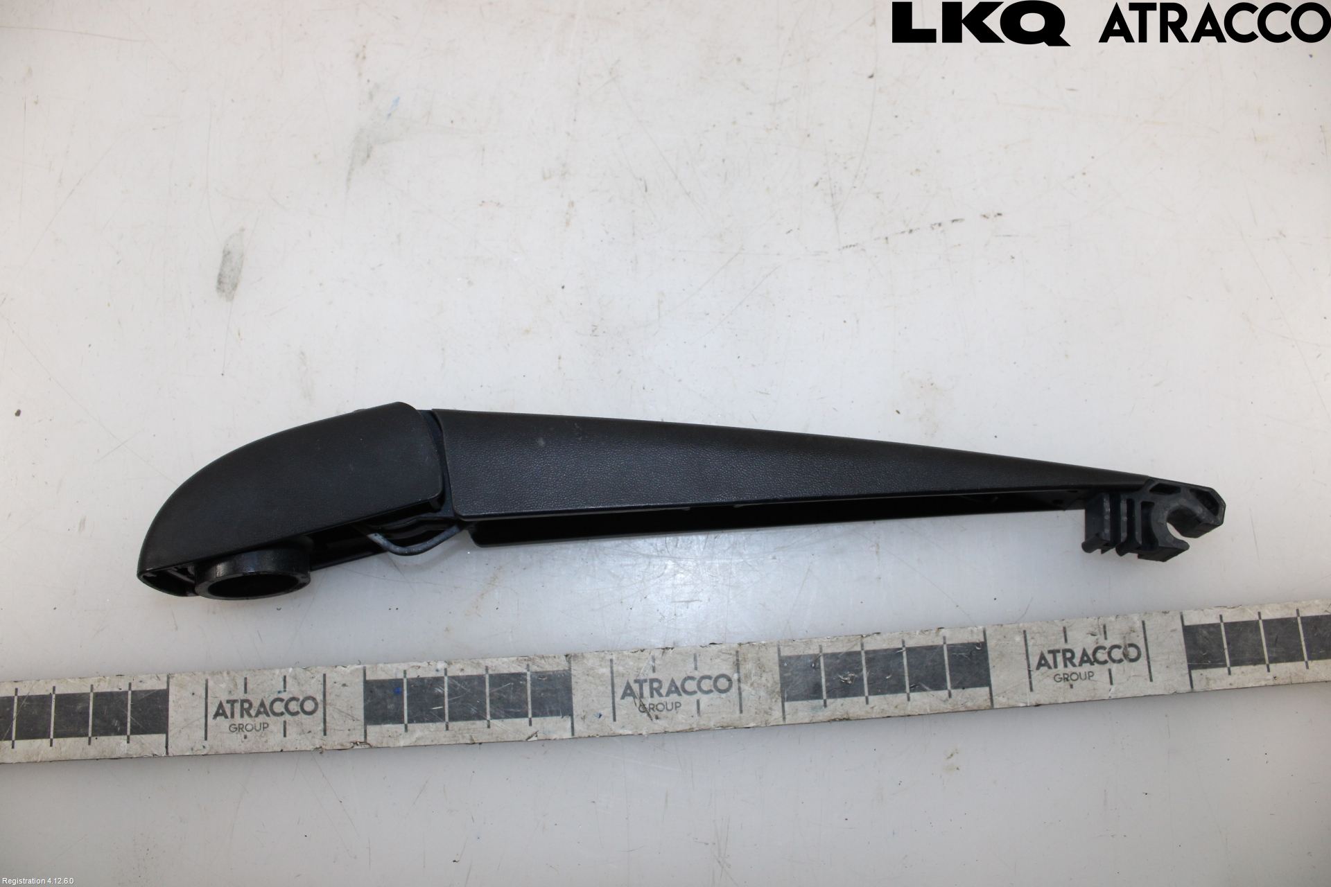 Toyota COROLLA 19- Torkararm-Bakruta