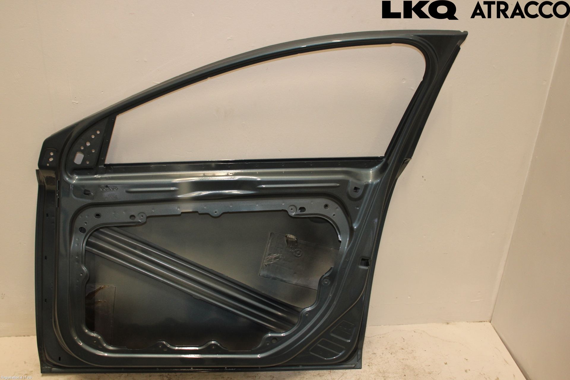 Volvo V40 12-19 Dörr Fram Höger