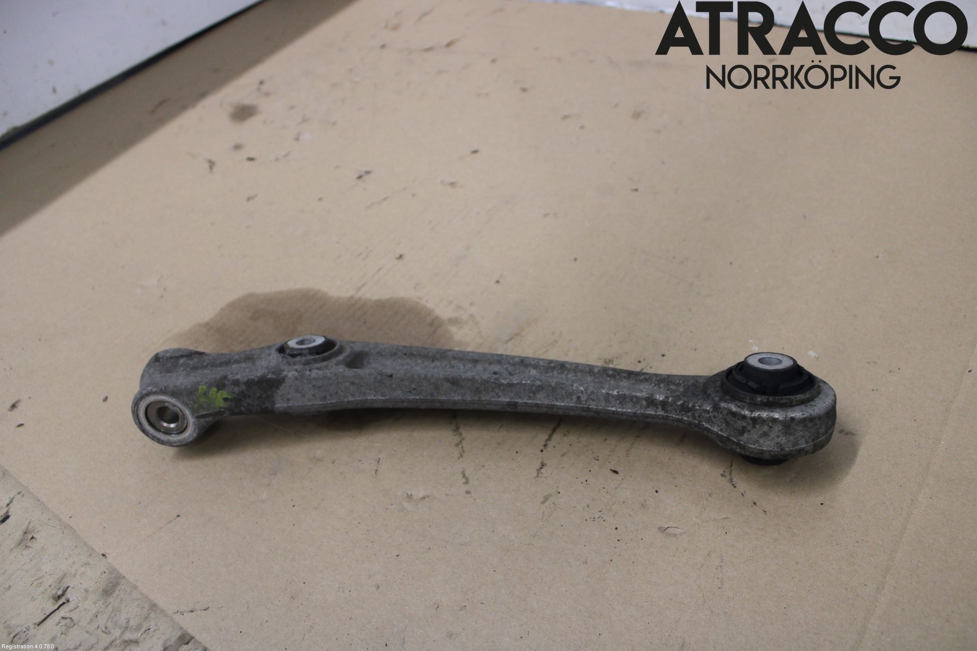 Audi A4/S4 08-11 Bärarm Fram Undre Hö