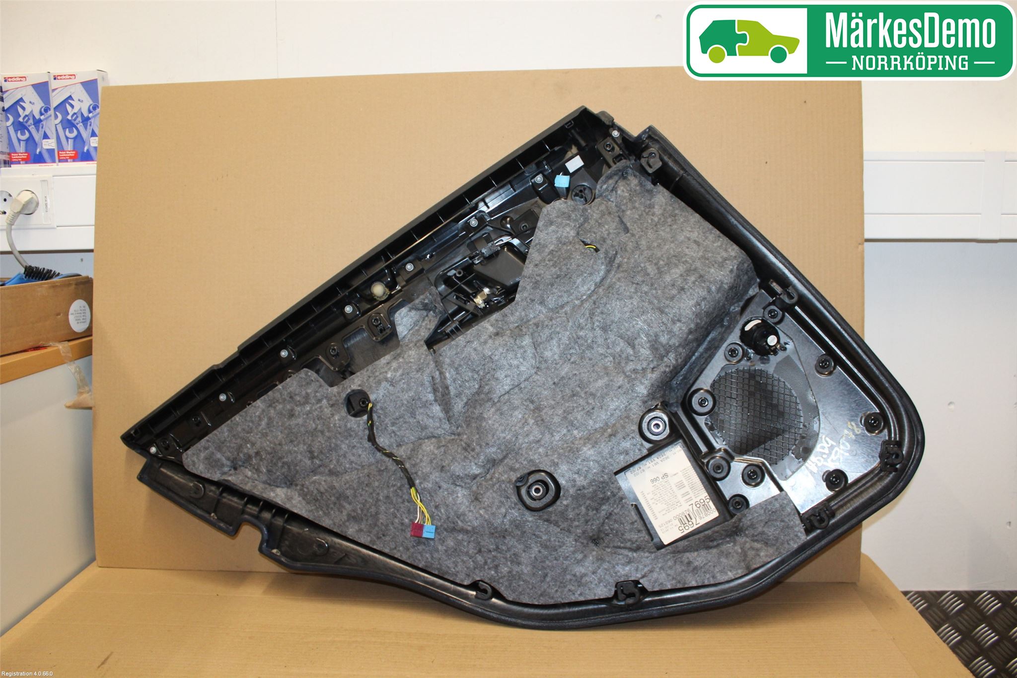 Mercedes-Benz MB E-KLASS (W212) 09-16 Dörrklädsel Hö