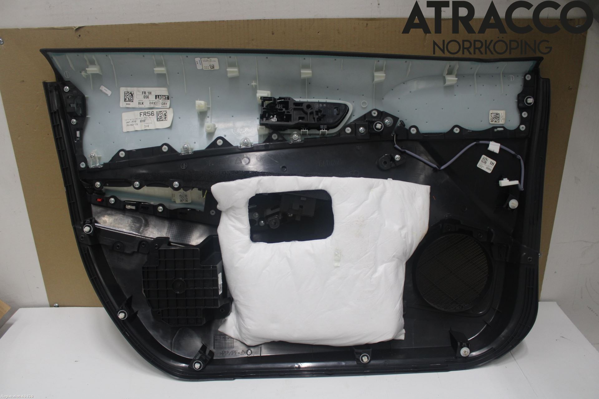 Toyota COROLLA 19- Dörrklädsel Hö