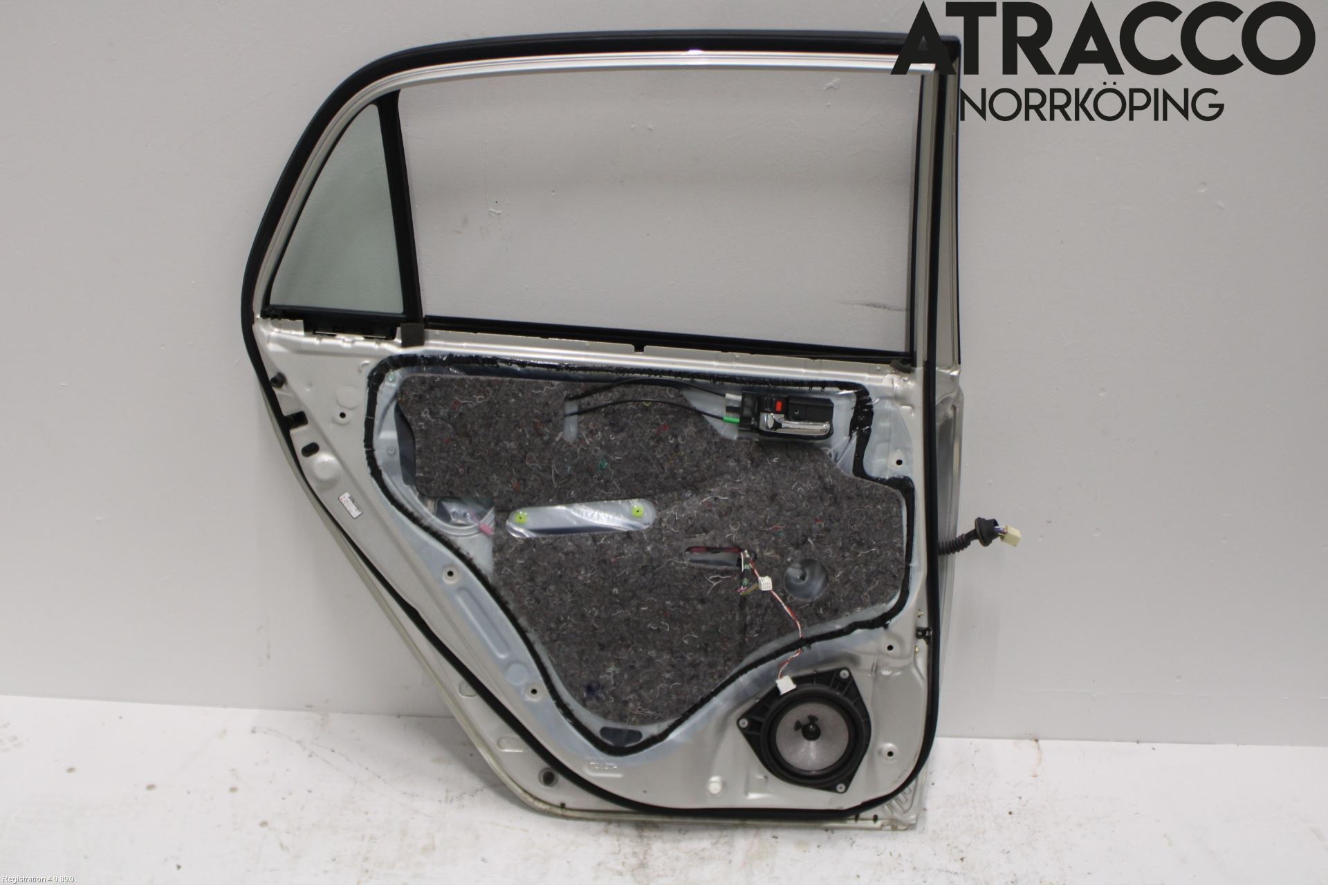 Toyota COROLLA 02-07 Dörr Bak Vänster