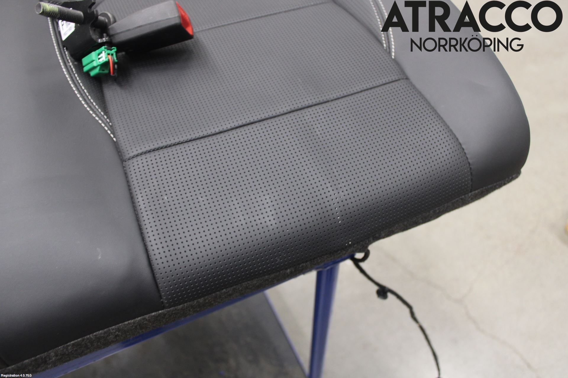 Jaguar I-PACE 18- Inredning Ryggdyna Bak