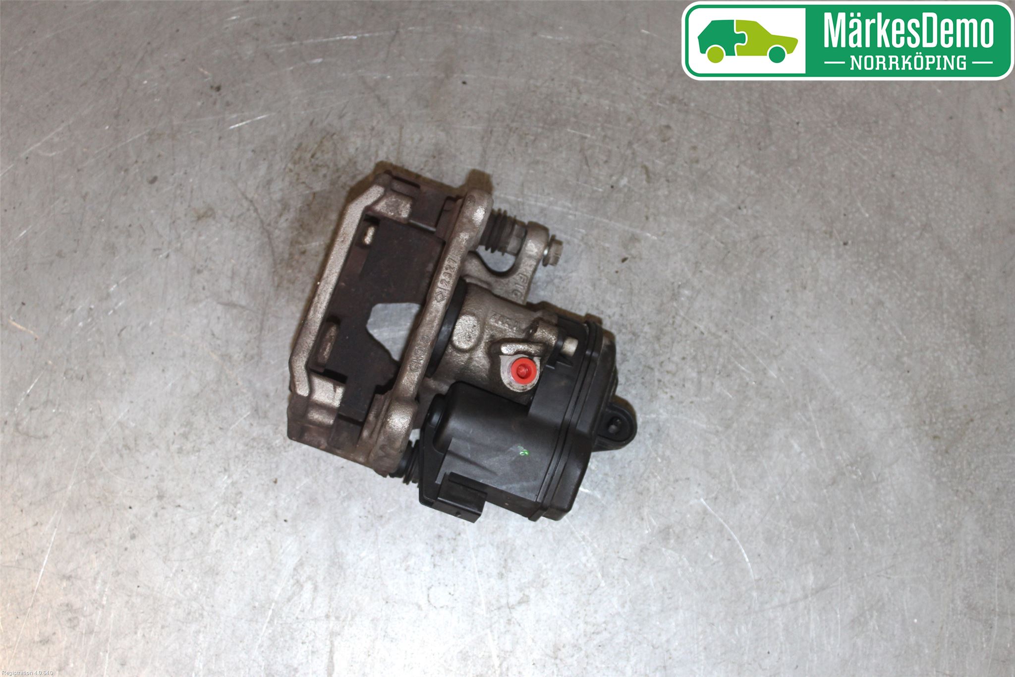 Audi A4/S4 B9 16-19 Bromsok Bak Vänster