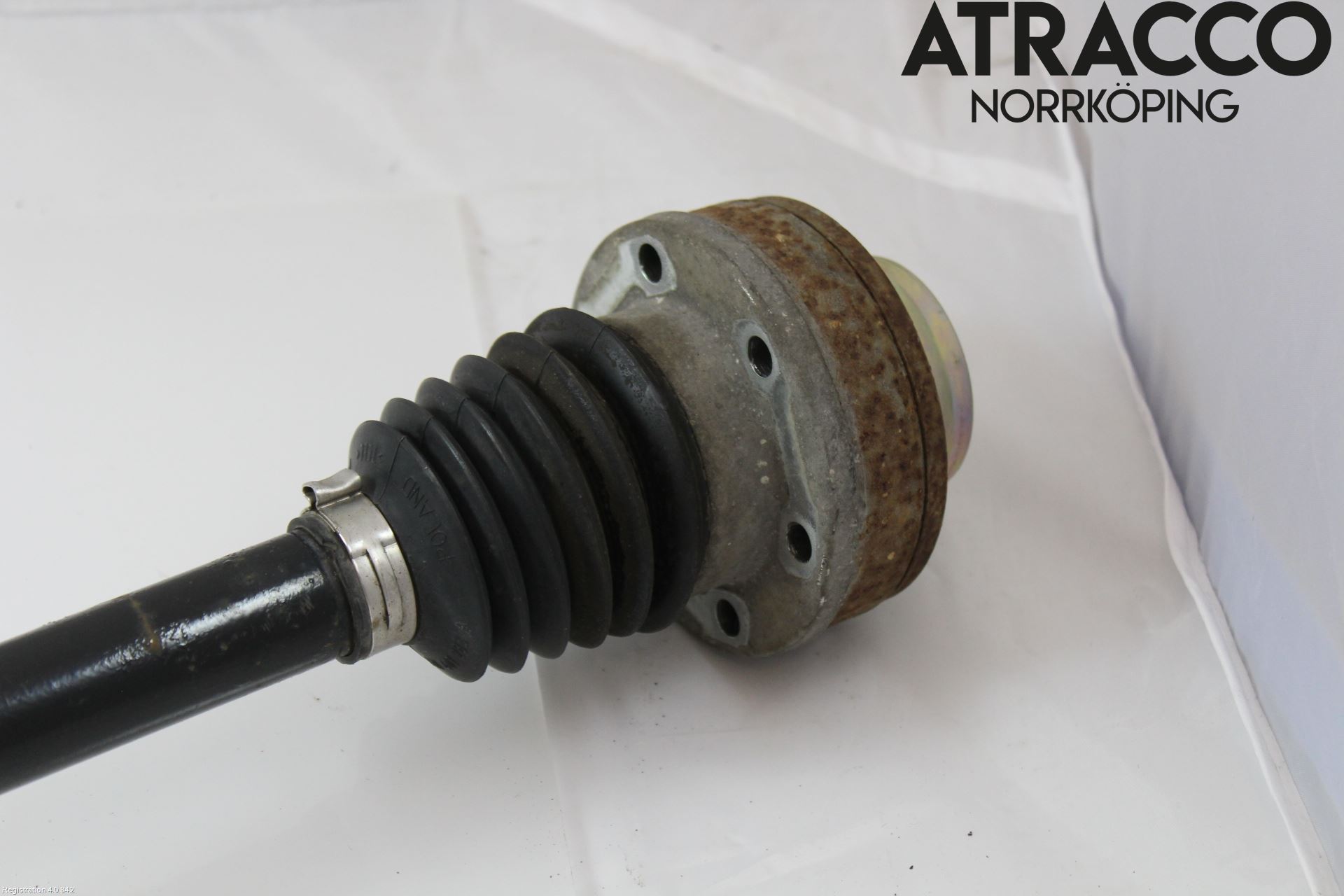 Volkswagen VW TIGUAN 16-24 Drivaxel Bak Höger