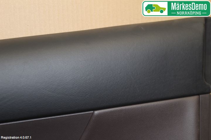 Toyota iQ Dörrklädsel Hö