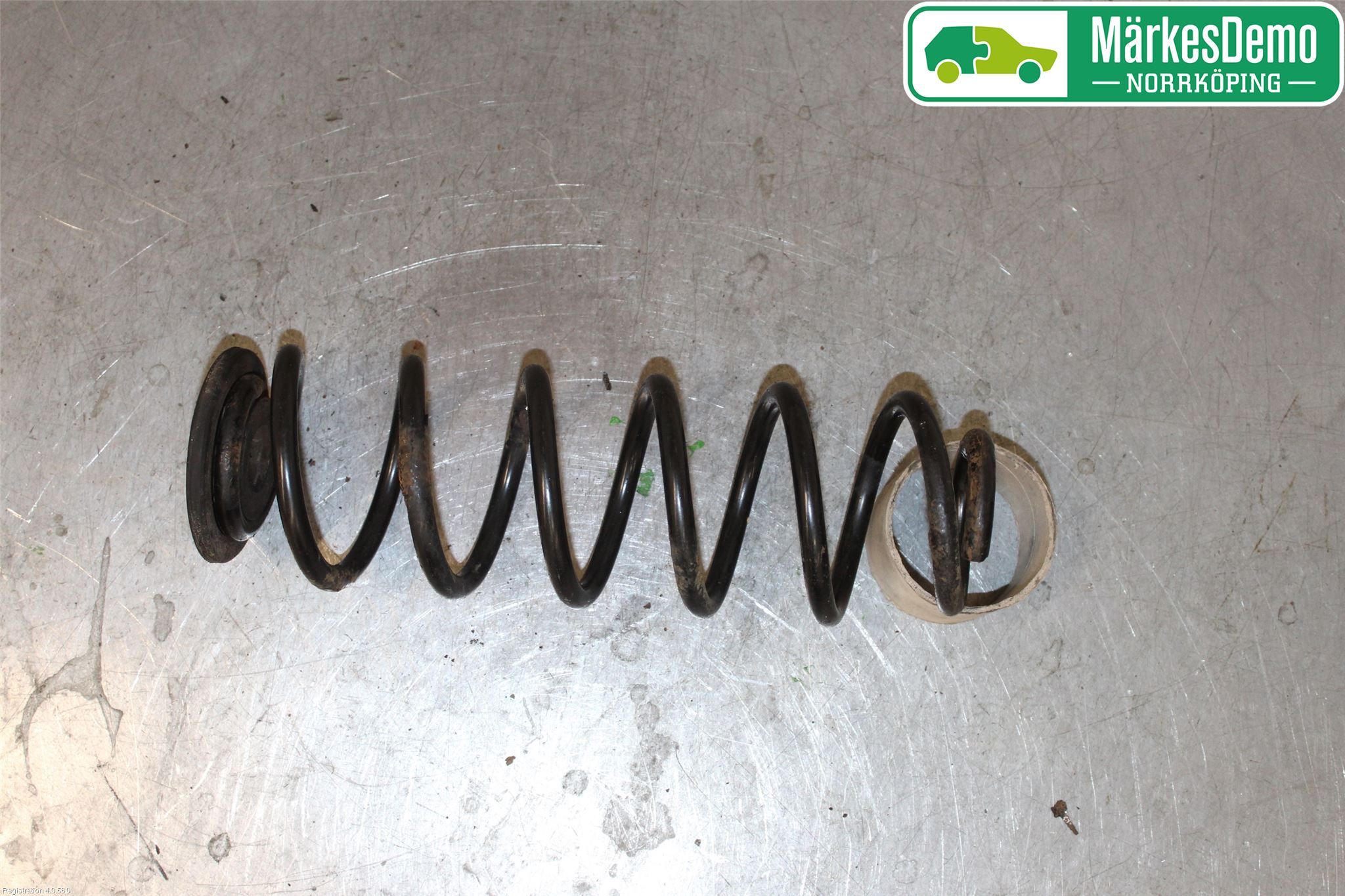 Volkswagen VW GOLF PLUS/CROSS GOLF 04-14 Fjäder Bak