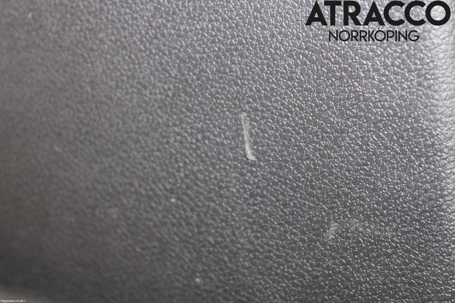 Peugeot 5008 10-16 Dörrklädsel Vä