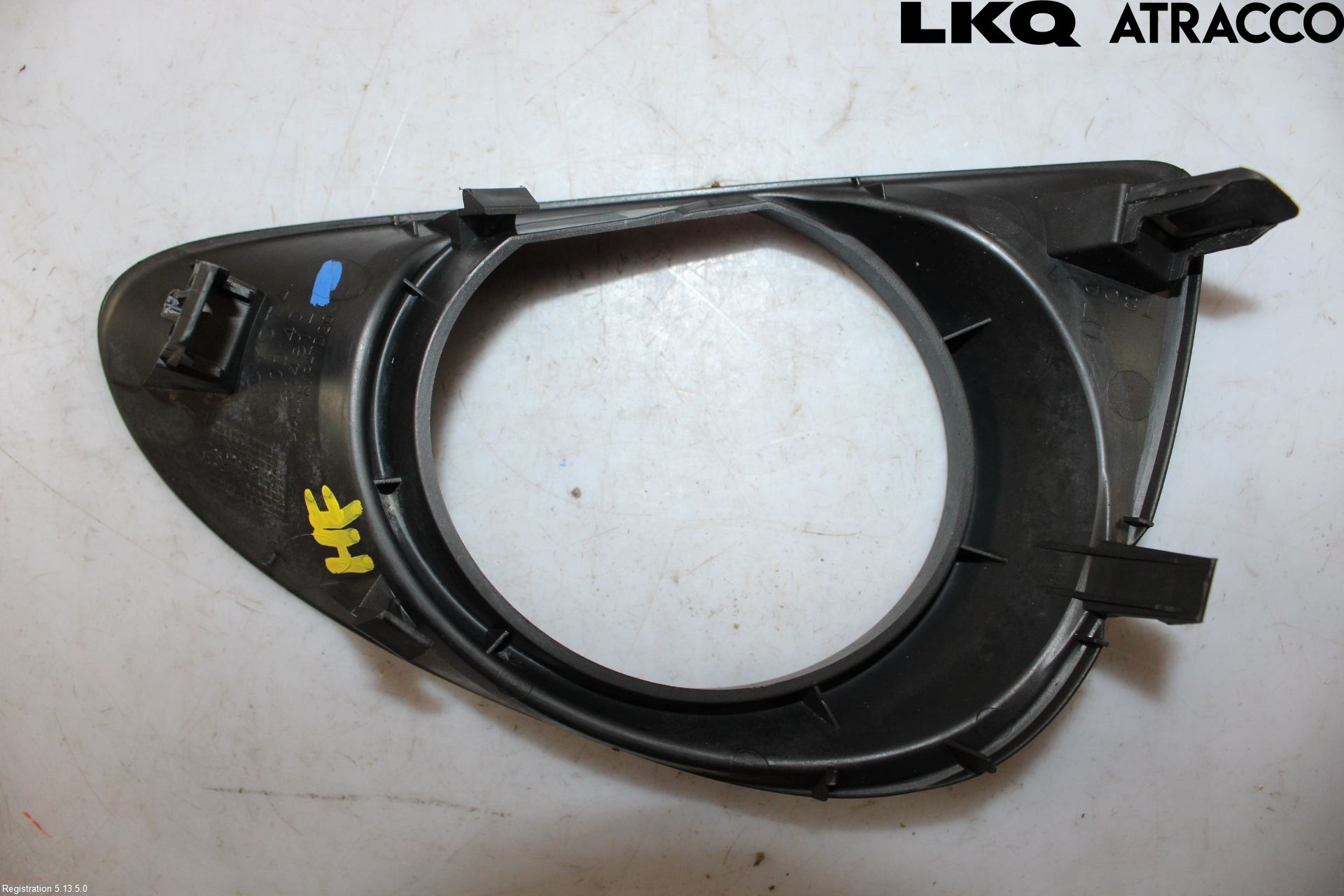 Toyota YARIS XP130 12-14 Dimljussarg Fram