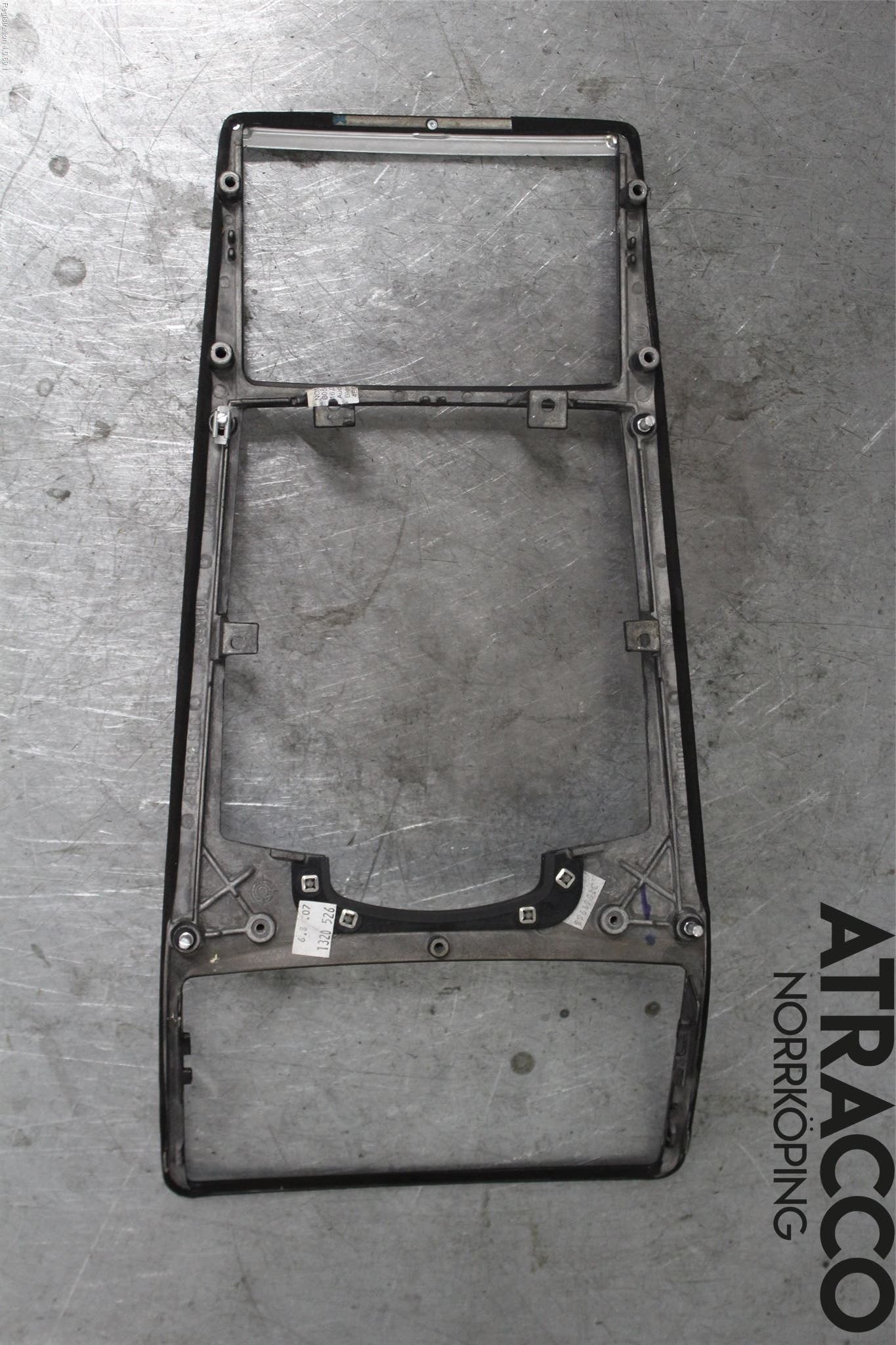 Audi A8/S8 4E  02-09 Instrumentsarg