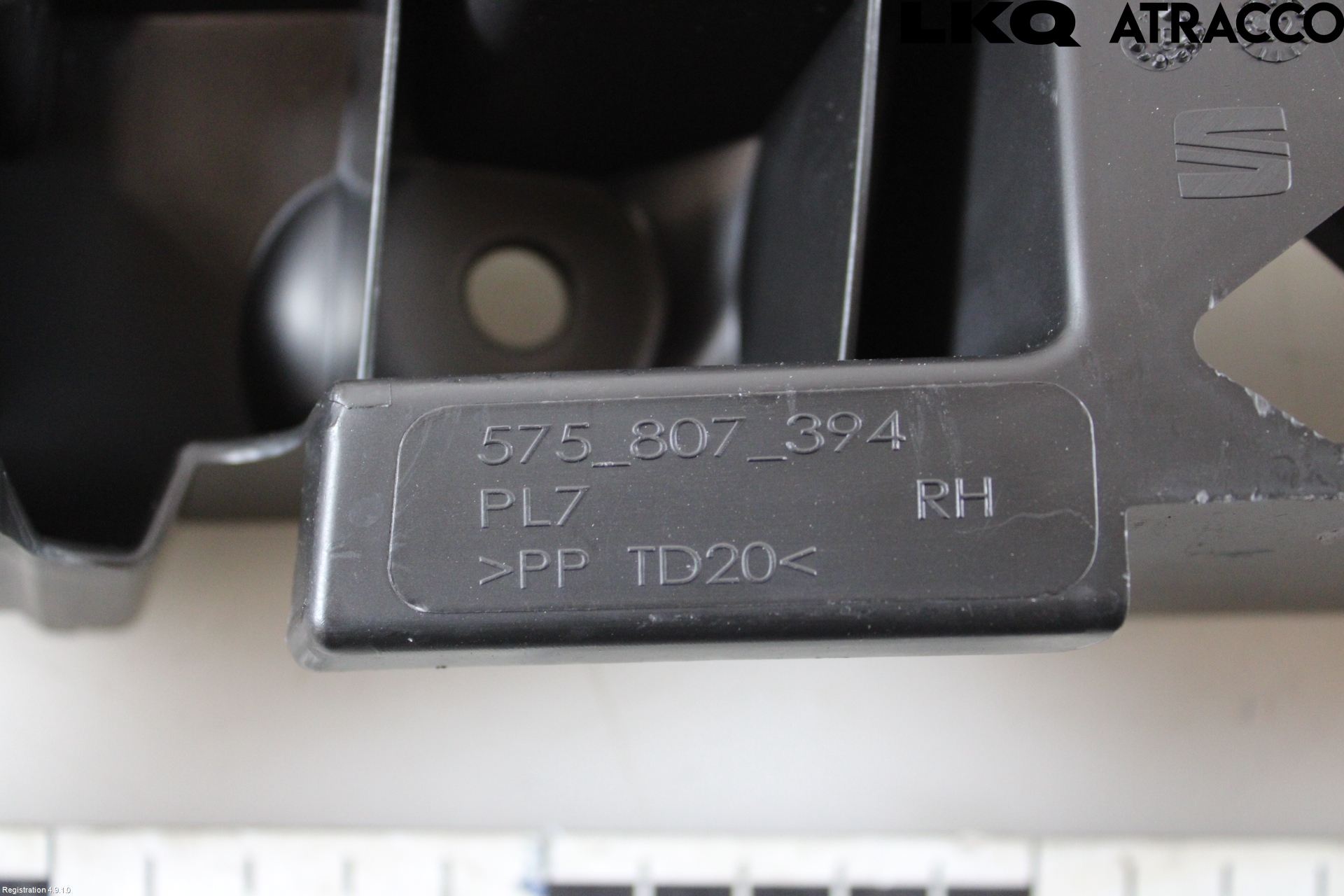 Cupra ATECA 19- Stötfångarfäste Bak Hö