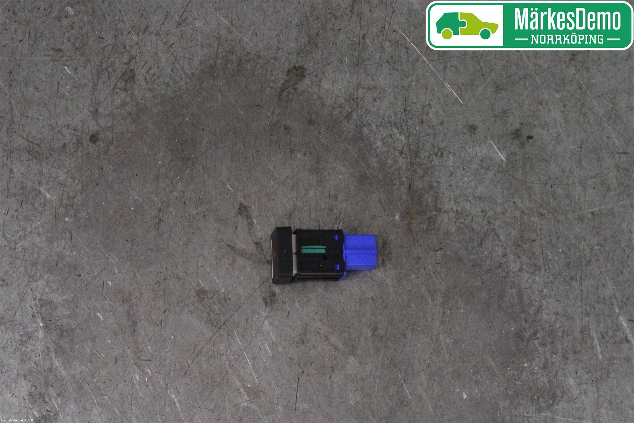 Volkswagen VW GOLF / E-GOLF VII 13-20 Strömställare Varnings