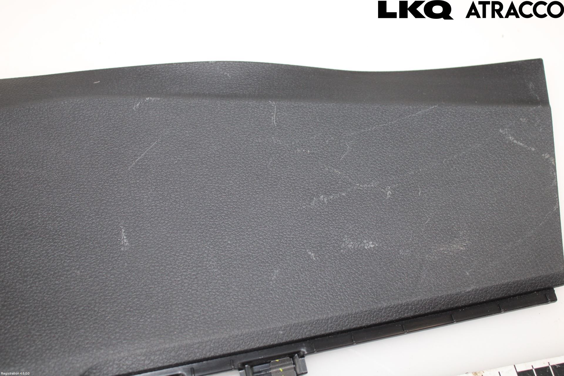 Volkswagen VW CADDY 21- Instrumentkonsoll Mitt