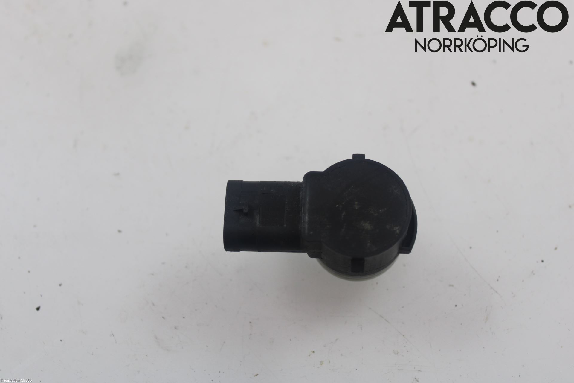 Audi A4/S4 B9 16-19 Parkeringshjälp Frontsensor