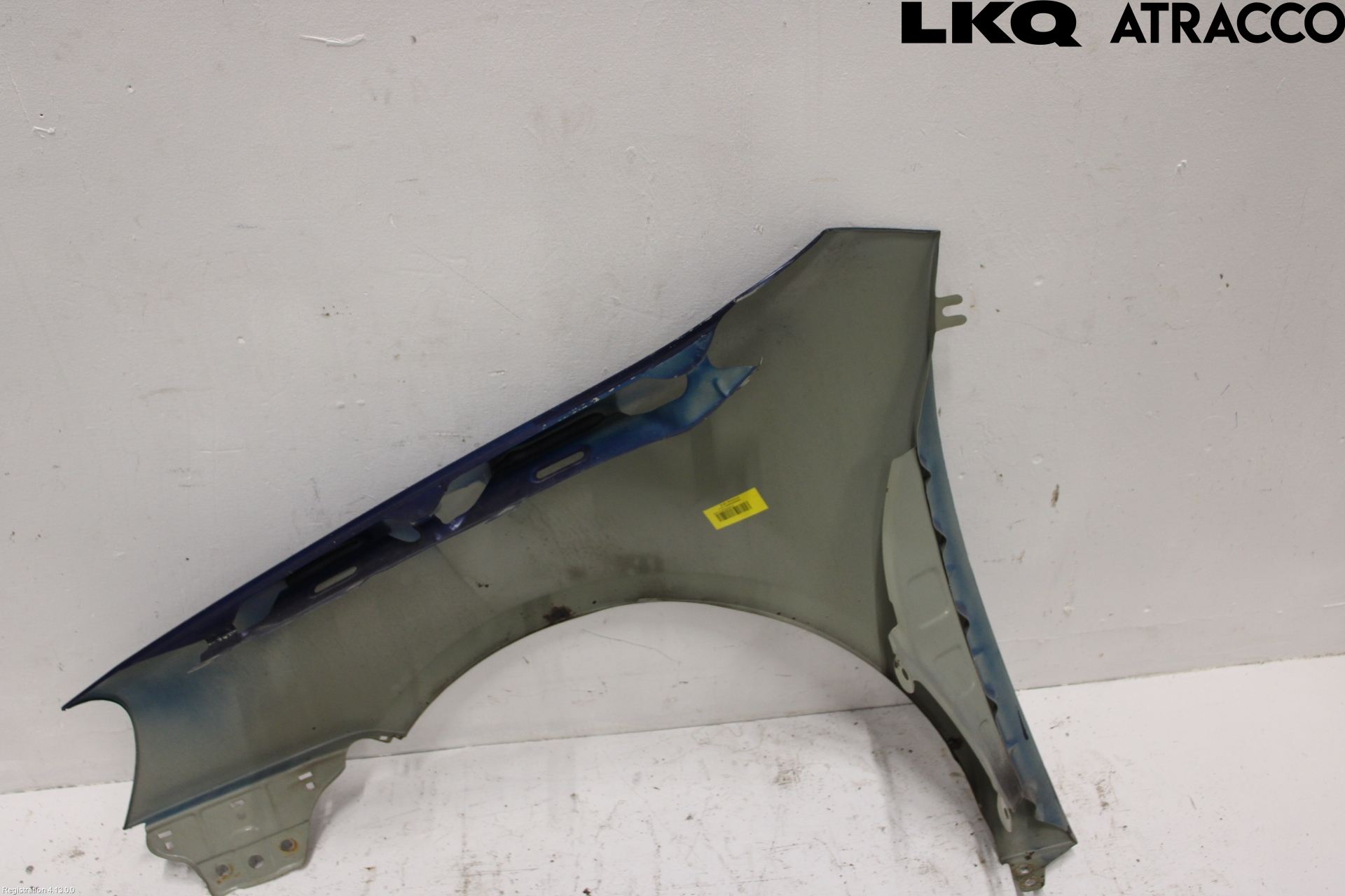 Volkswagen VW GOLF V 04-09 Skärm Fram Höger
