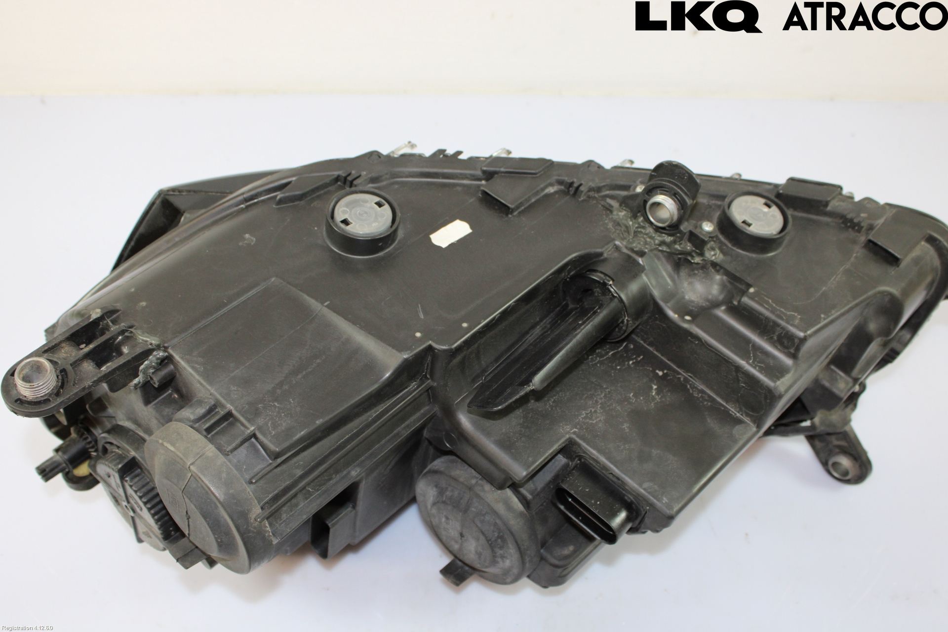 Volkswagen VW PASSAT 11-14 Strålkastare Höger