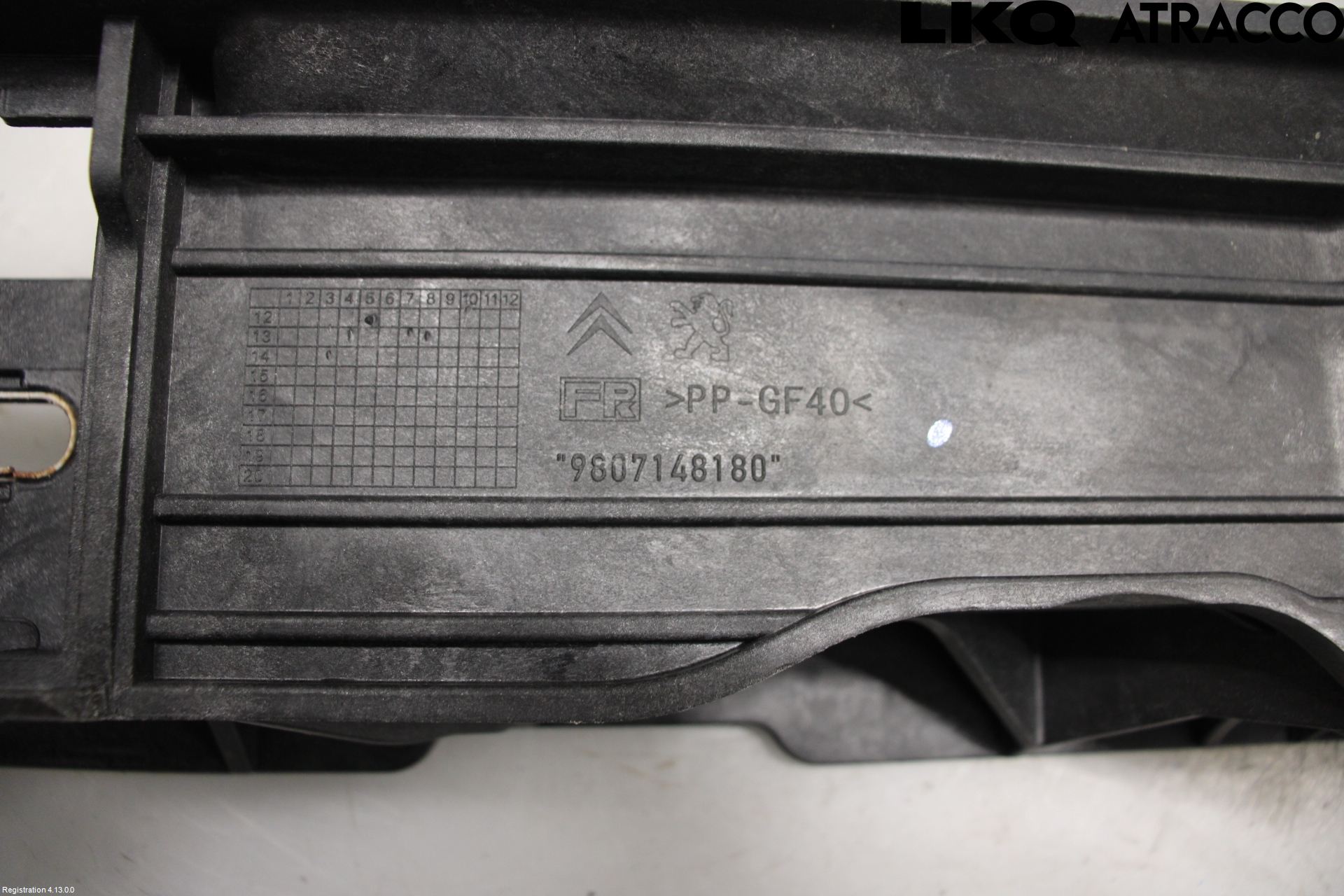 Peugeot 308 14-21 Front Huvlåsplåt-Balk