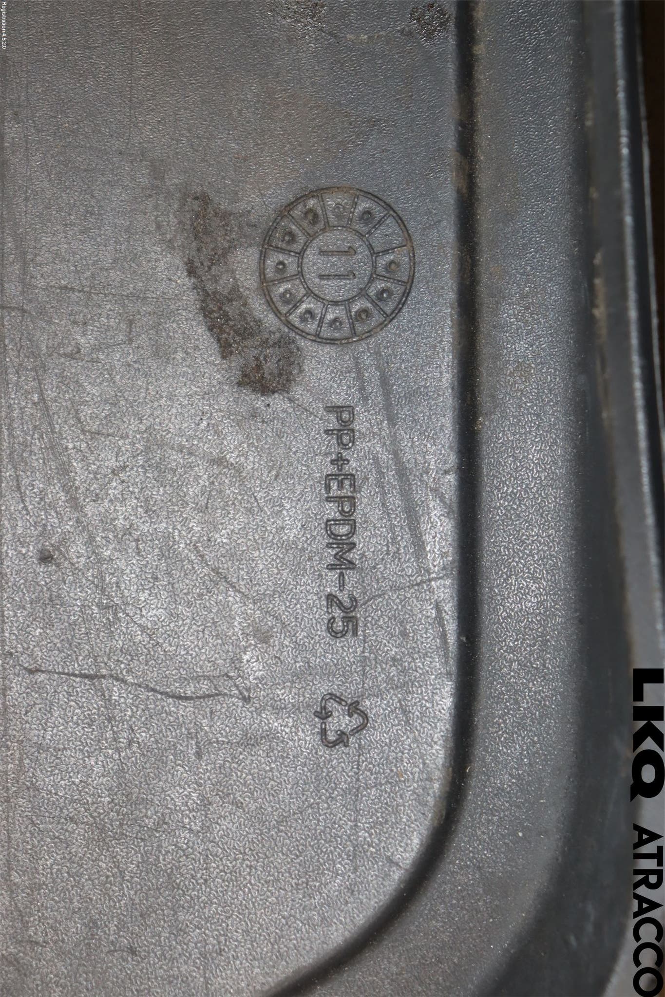 Volvo V70 08-13 Lastmatta-Skydd