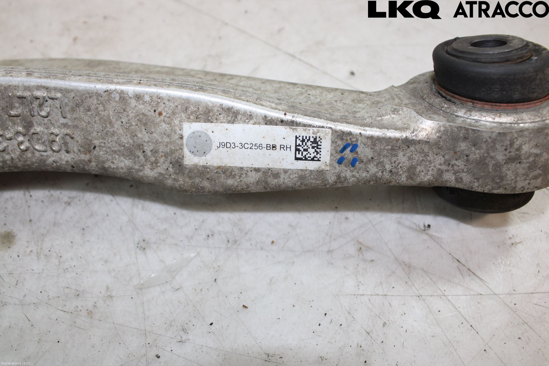 Jaguar I-PACE 18- Bärarm Fram Undre Hö