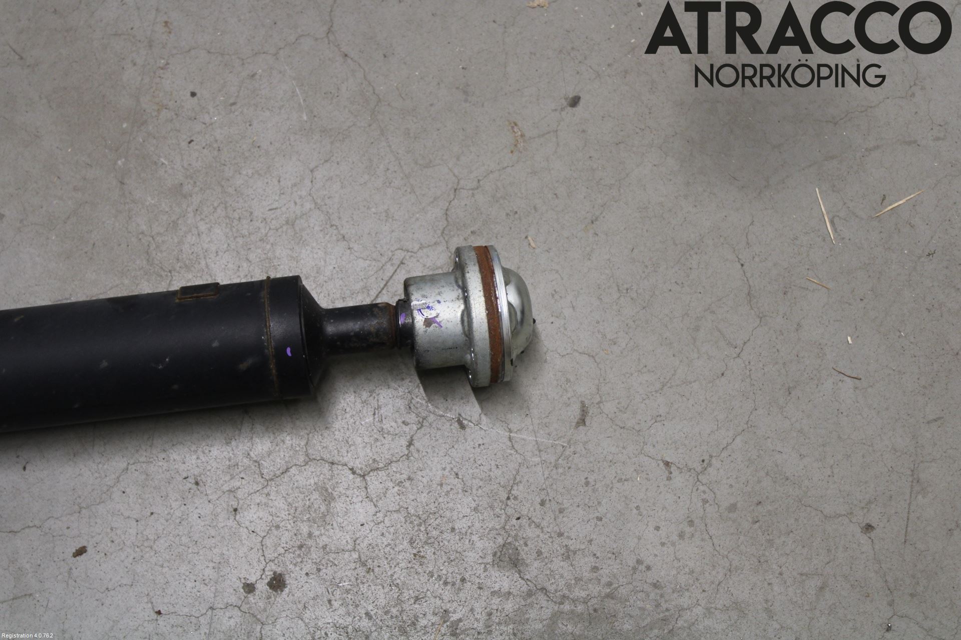 Jaguar E-PACE 17- Mellanaxel Komp